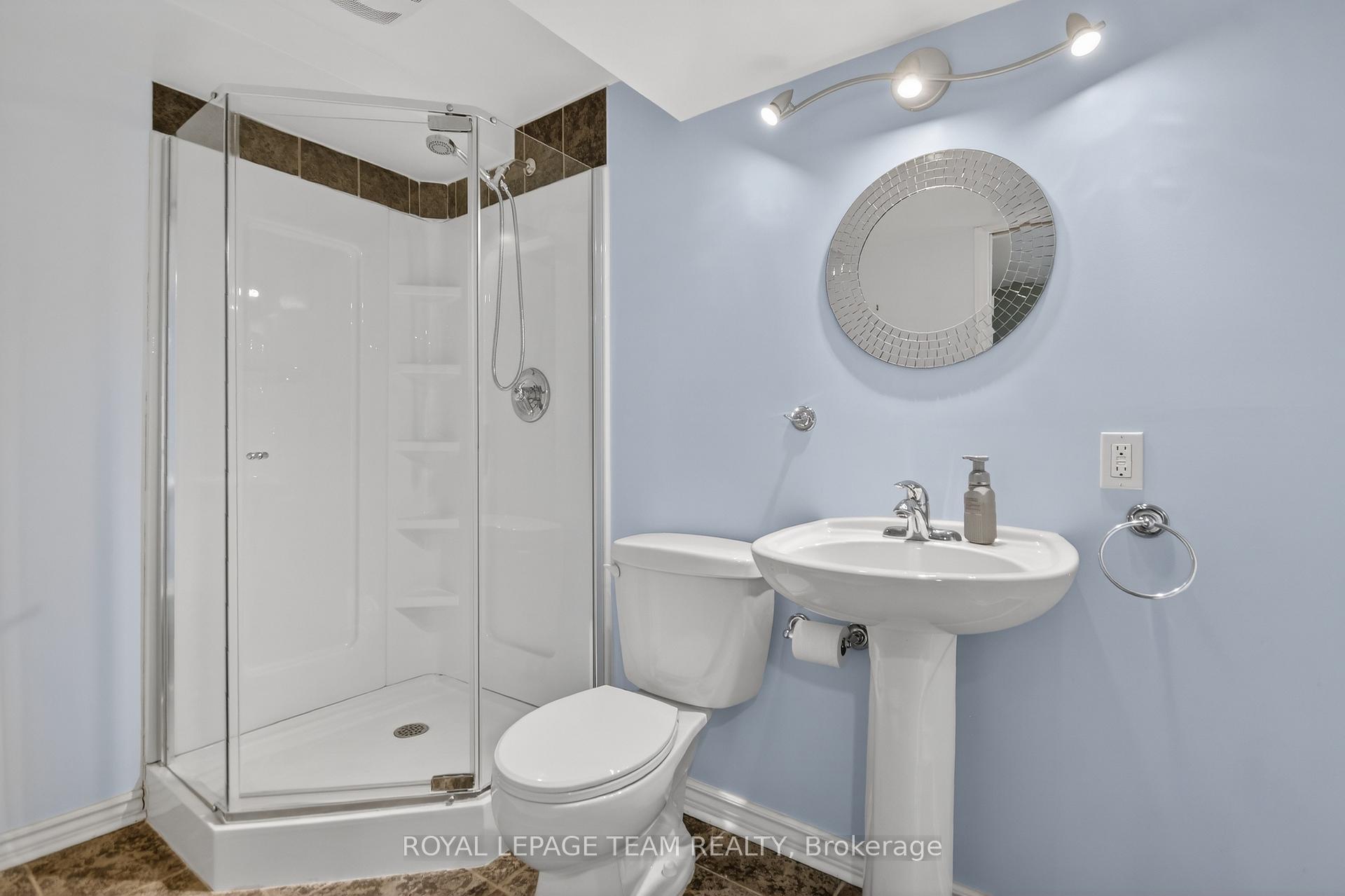 Photo 38 of 59 Polo Lane, Ottawa, Kanata - Emerald Meadows/Trailwest — HOMEH