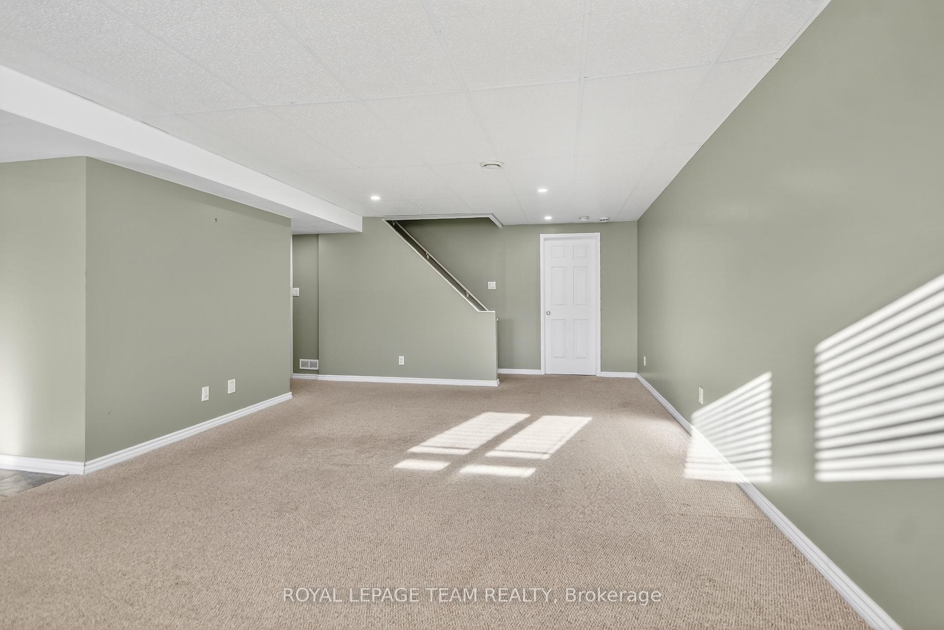 Photo 44 of 59 Polo Lane, Ottawa, Kanata - Emerald Meadows/Trailwest — HOMEH