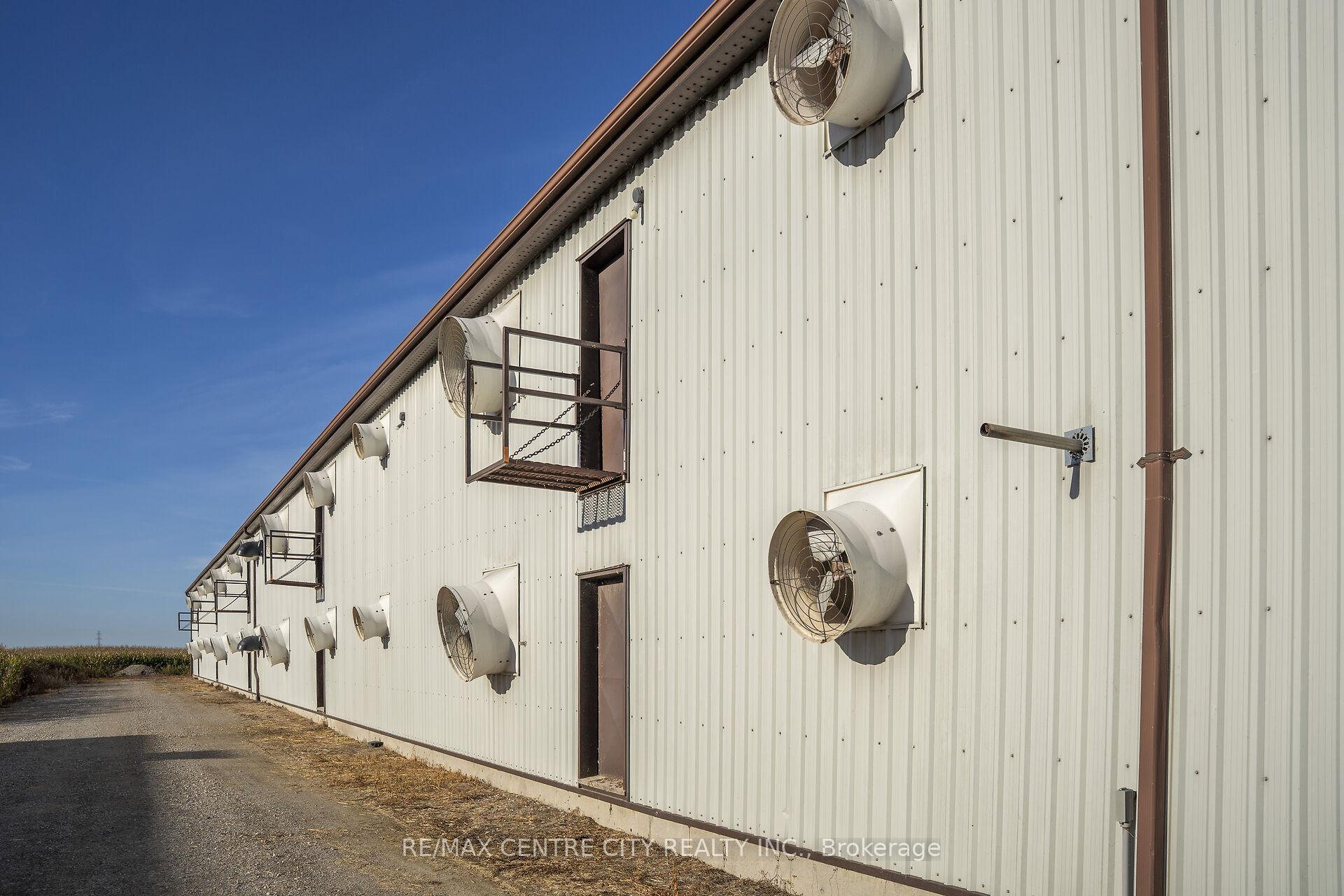 Photo 38 of 42783 Bridge Road, Huron East, McKillop — HOMEH