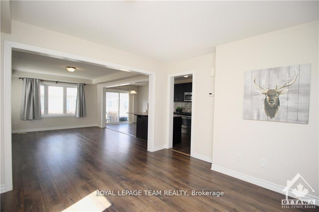 Photo 7 of 507 Foxlight Circle, Ottawa, Kanata - Emerald Meadows/Trailwest — HOMEH