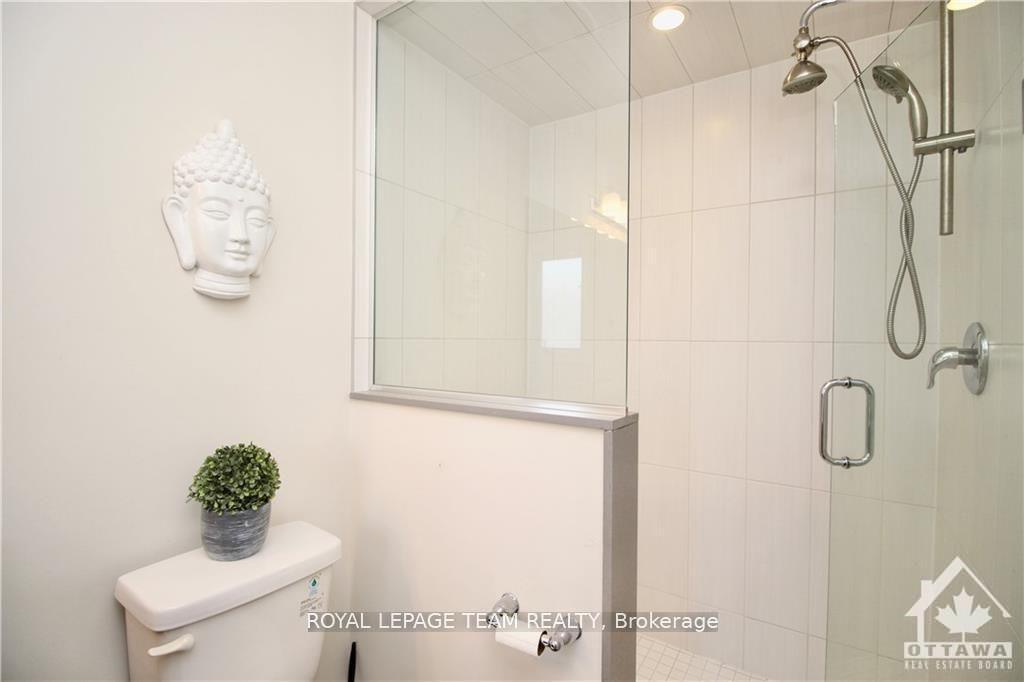 Photo 22 of 507 Foxlight Circle, Ottawa, Kanata - Emerald Meadows/Trailwest — HOMEH