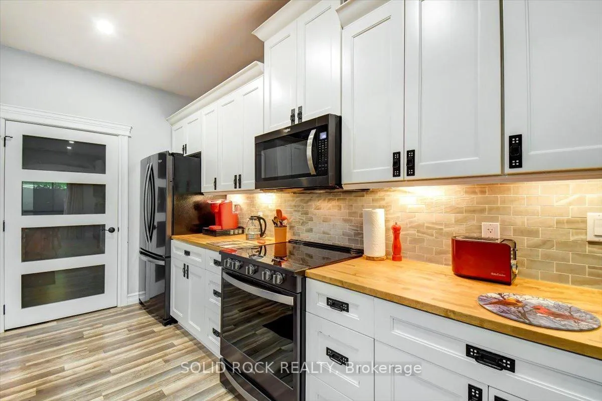 Photo 15 of 400 Pigden Road, Madoc — HOMEH