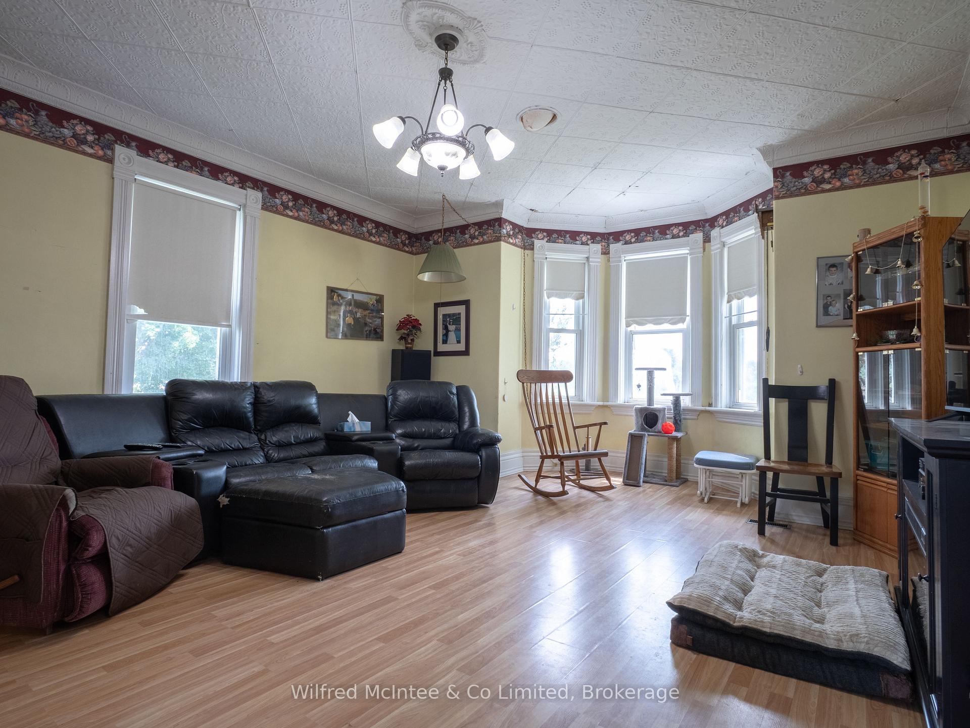 Photo 13 of 44470 Harriston Road W, Howick — HOMEH