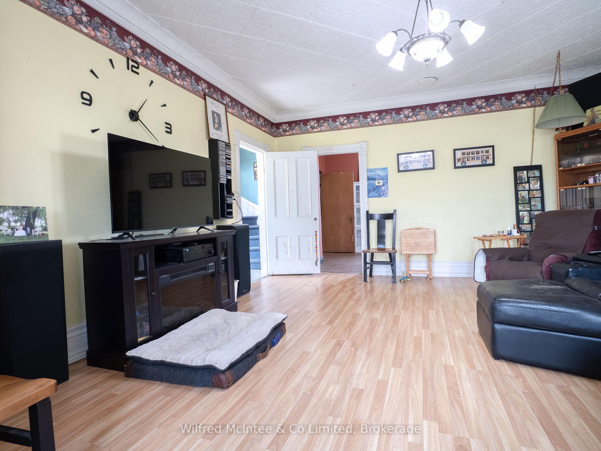 Photo 14 of 44470 Harriston Road W, Howick — HOMEH