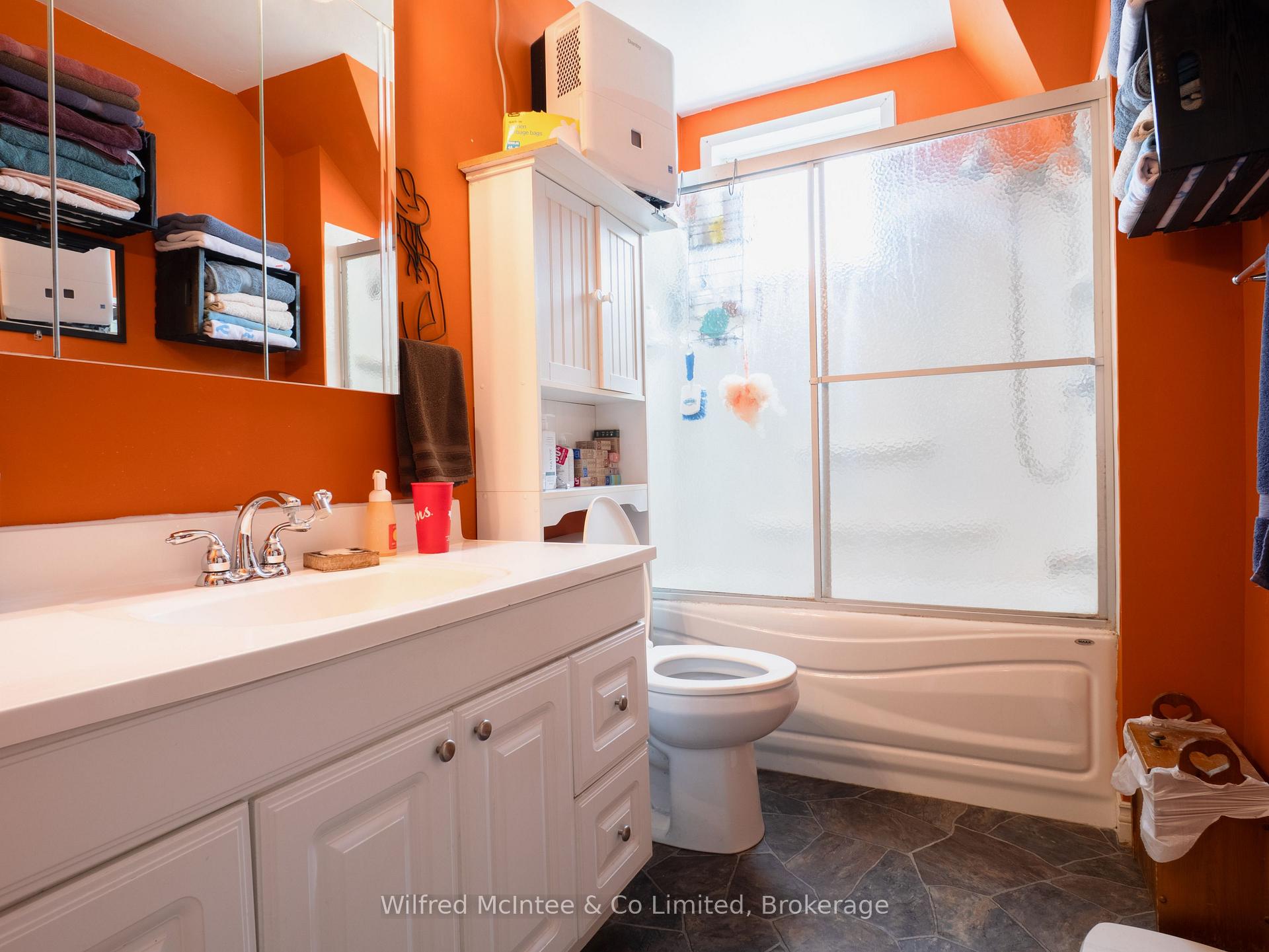 Photo 23 of 44470 Harriston Road W, Howick — HOMEH