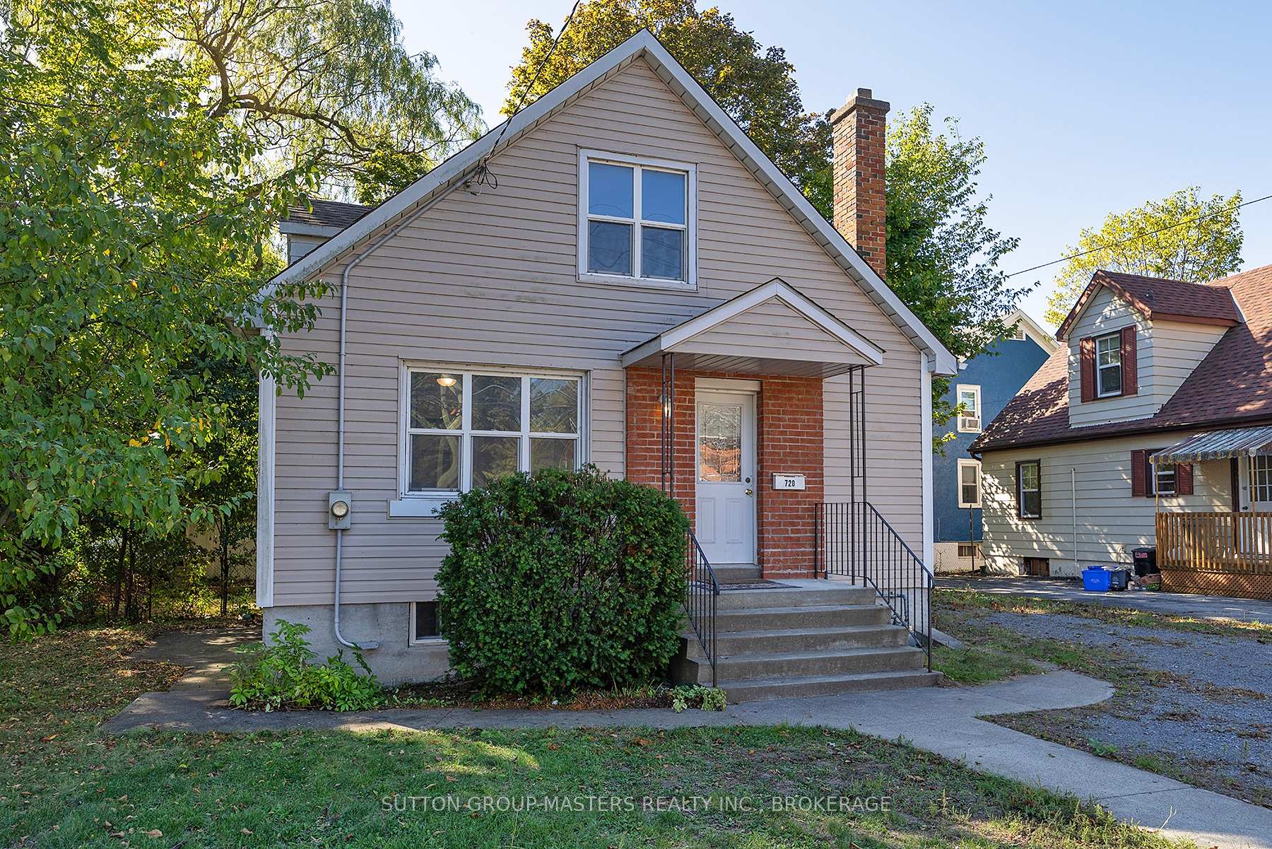 Photo 2 of 720 Brock Street, Kingston, Central City East — HOMEH