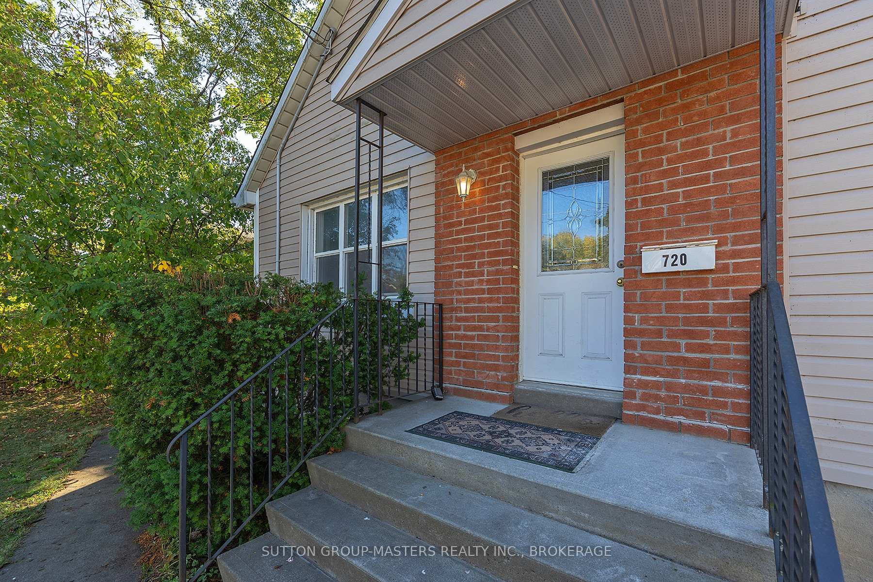 Photo 4 of 720 Brock Street, Kingston, Central City East — HOMEH