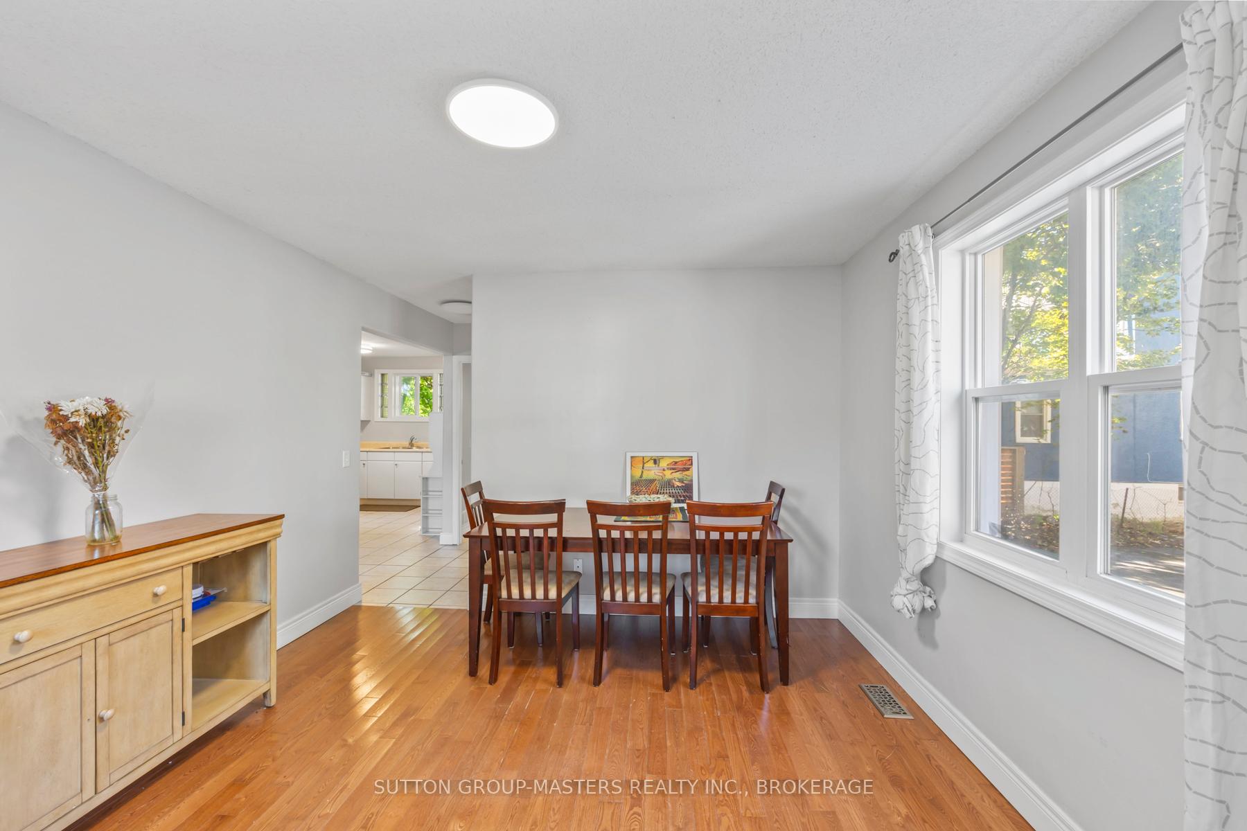 Photo 10 of 720 Brock Street, Kingston, Central City East — HOMEH