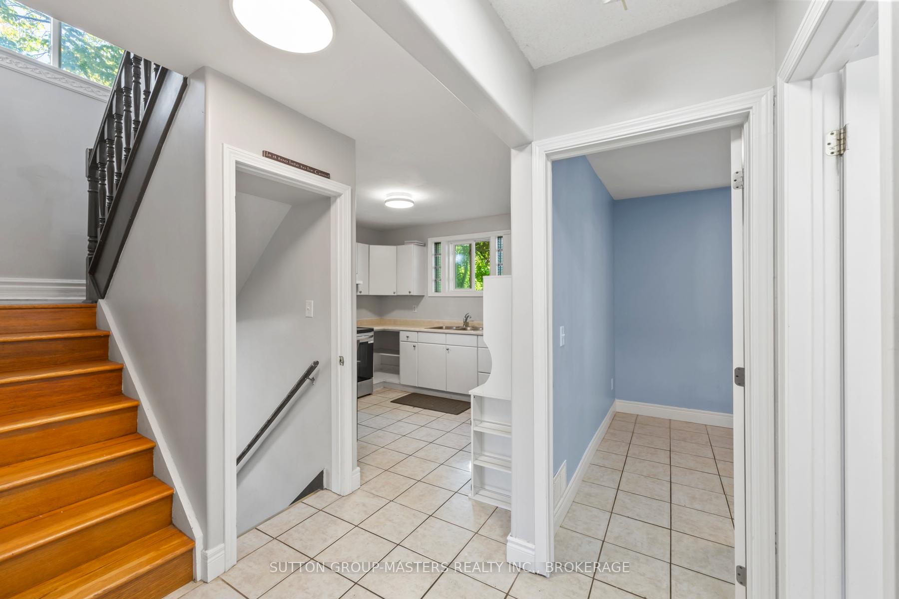 Photo 12 of 720 Brock Street, Kingston, Central City East — HOMEH