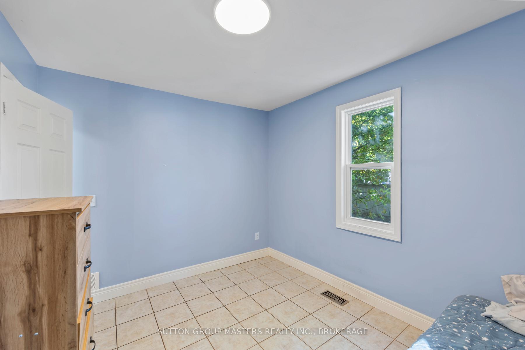 Photo 19 of 720 Brock Street, Kingston, Central City East — HOMEH