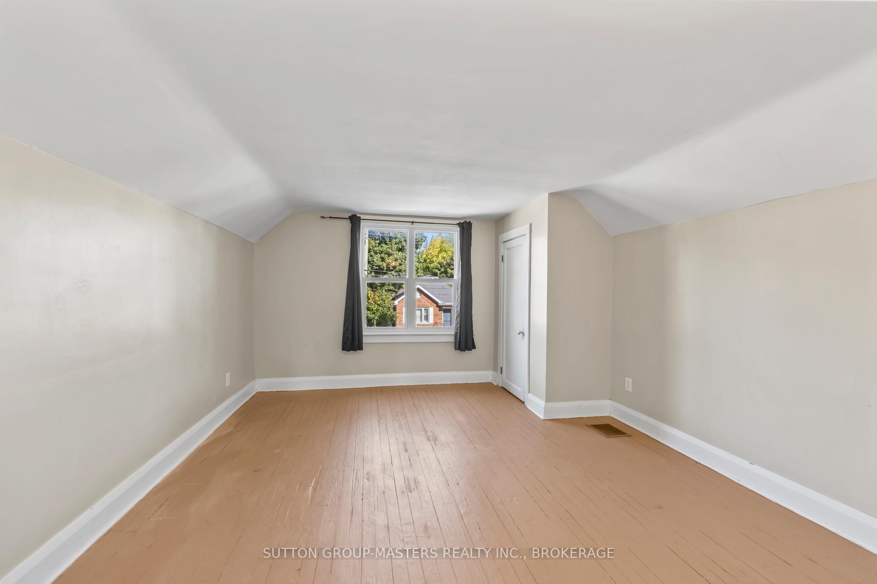 Photo 22 of 720 Brock Street, Kingston, Central City East — HOMEH