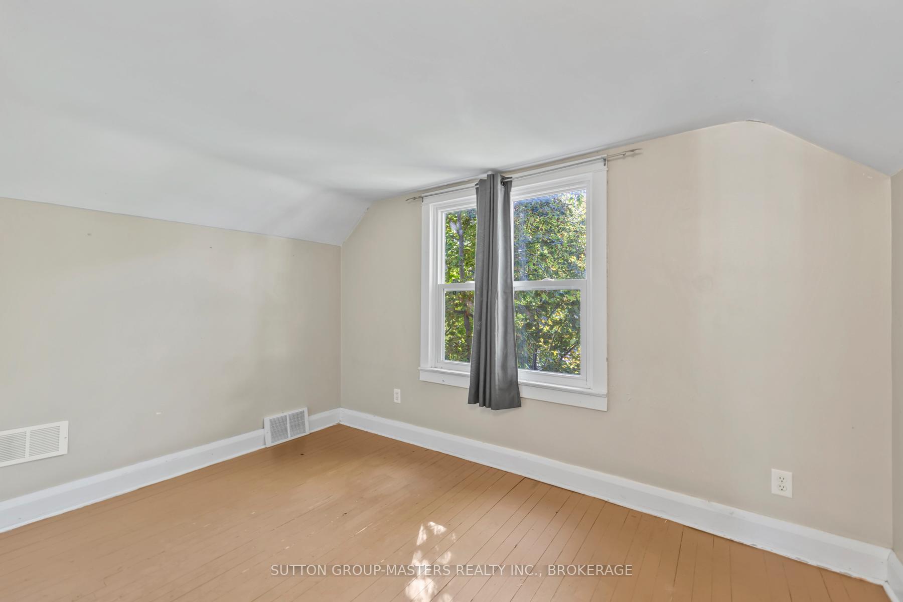 Photo 25 of 720 Brock Street, Kingston, Central City East — HOMEH
