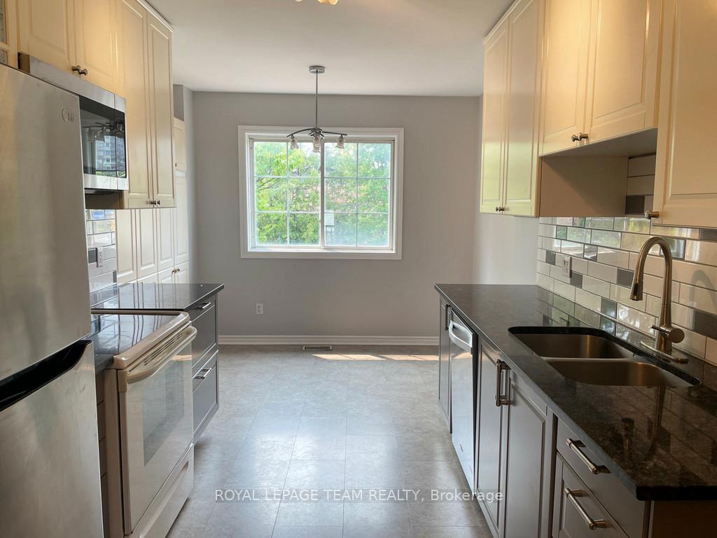 Photo 7 of 1903 Hampstead Place, Ottawa, Ellwood — HOMEH