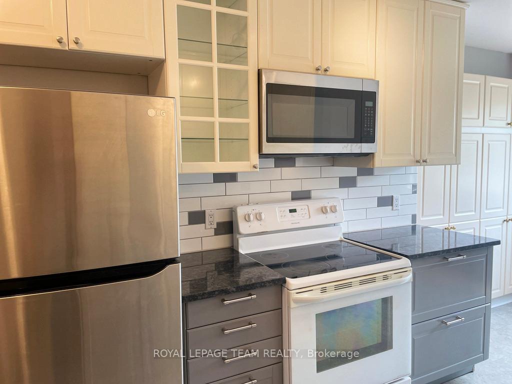 Photo 9 of 1903 Hampstead Place, Ottawa, Ellwood — HOMEH