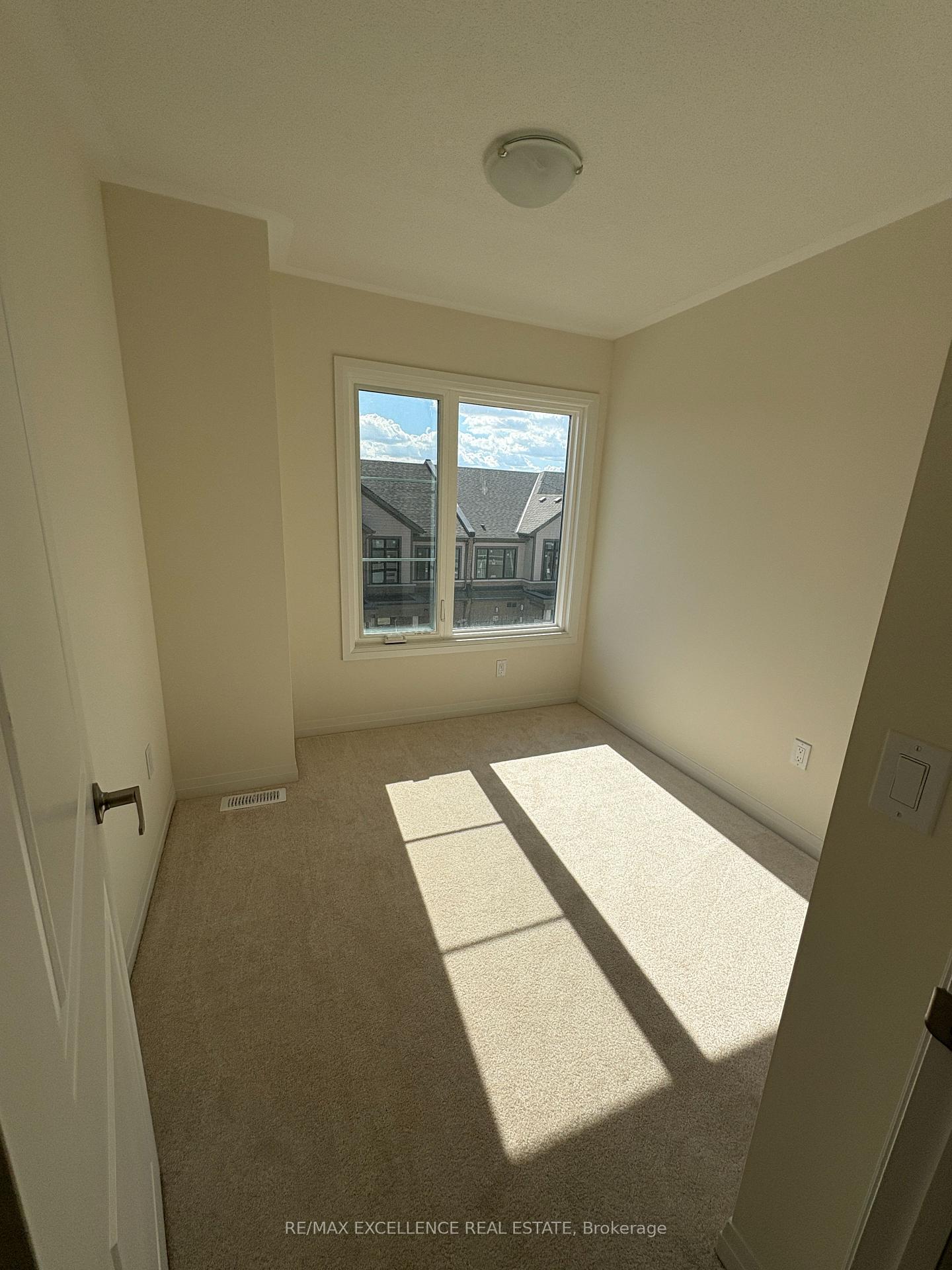 Photo 13 of Unit 11, 474 Provident Way, Hamilton, Mount Hope — HOMEH