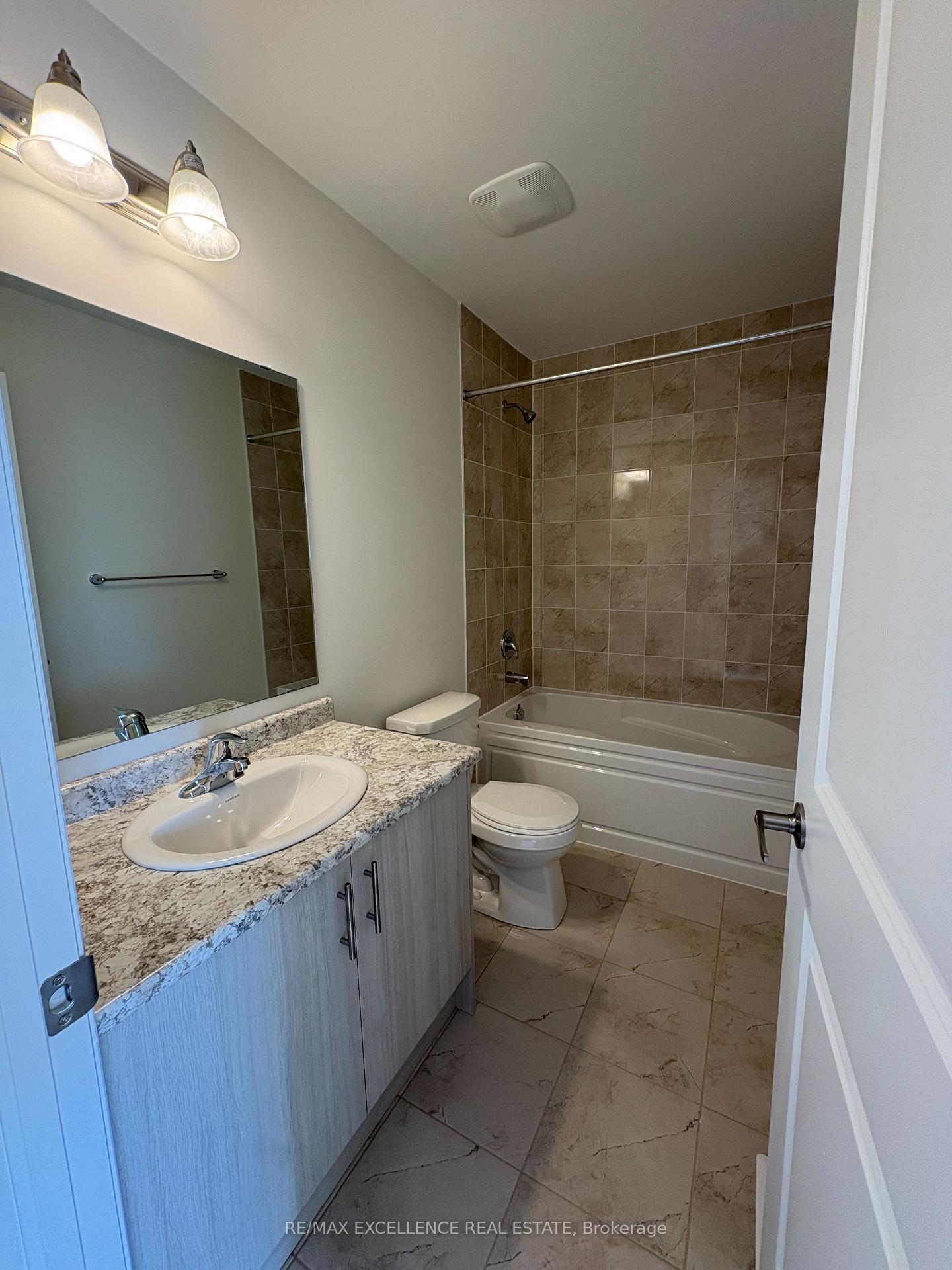 Photo 15 of Unit 11, 474 Provident Way, Hamilton, Mount Hope — HOMEH