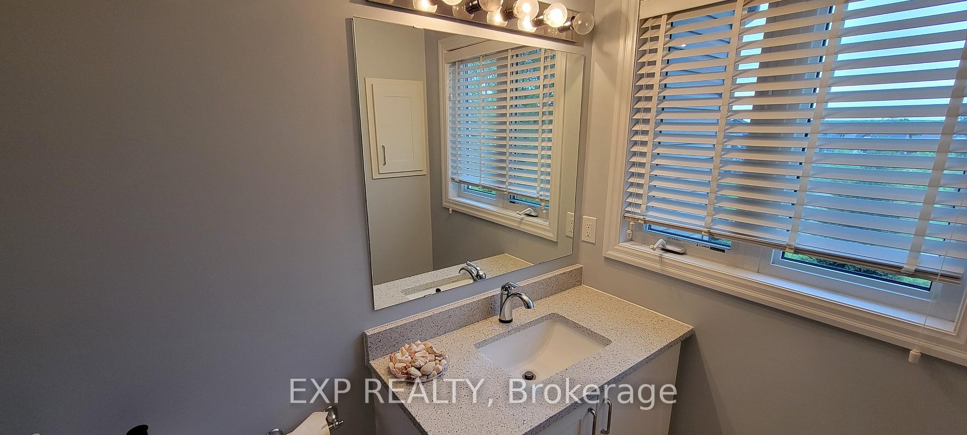 Photo 5 of 647 Sunburst Street, Ottawa, Leitrim — HOMEH