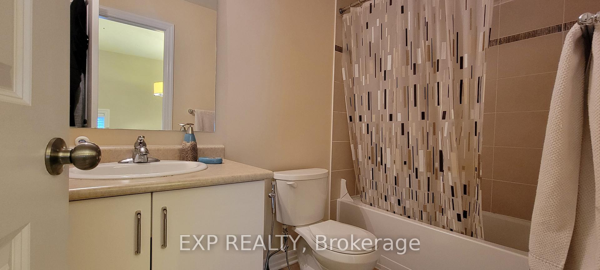 Photo 6 of 647 Sunburst Street, Ottawa, Leitrim — HOMEH