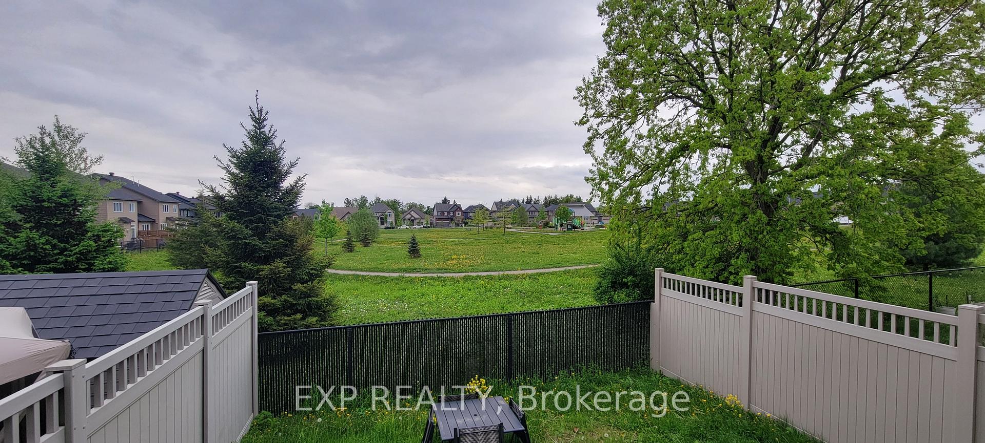 Photo 7 of 647 Sunburst Street, Ottawa, Leitrim — HOMEH