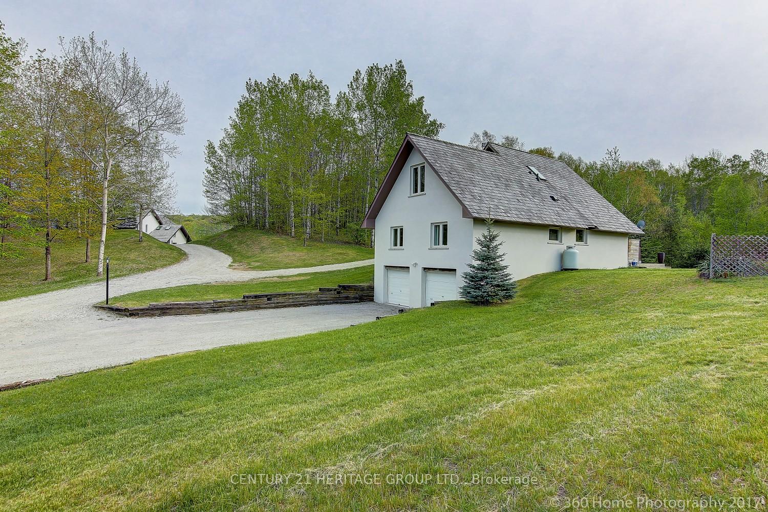 Photo 1 of 4175 17th Side Road, King, Rural King — HOMEH