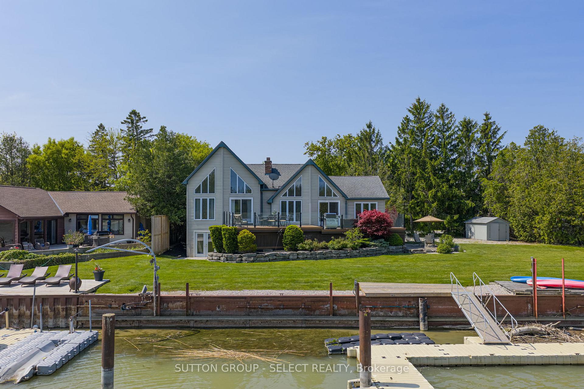 Front of 7474 Riverside Drive
