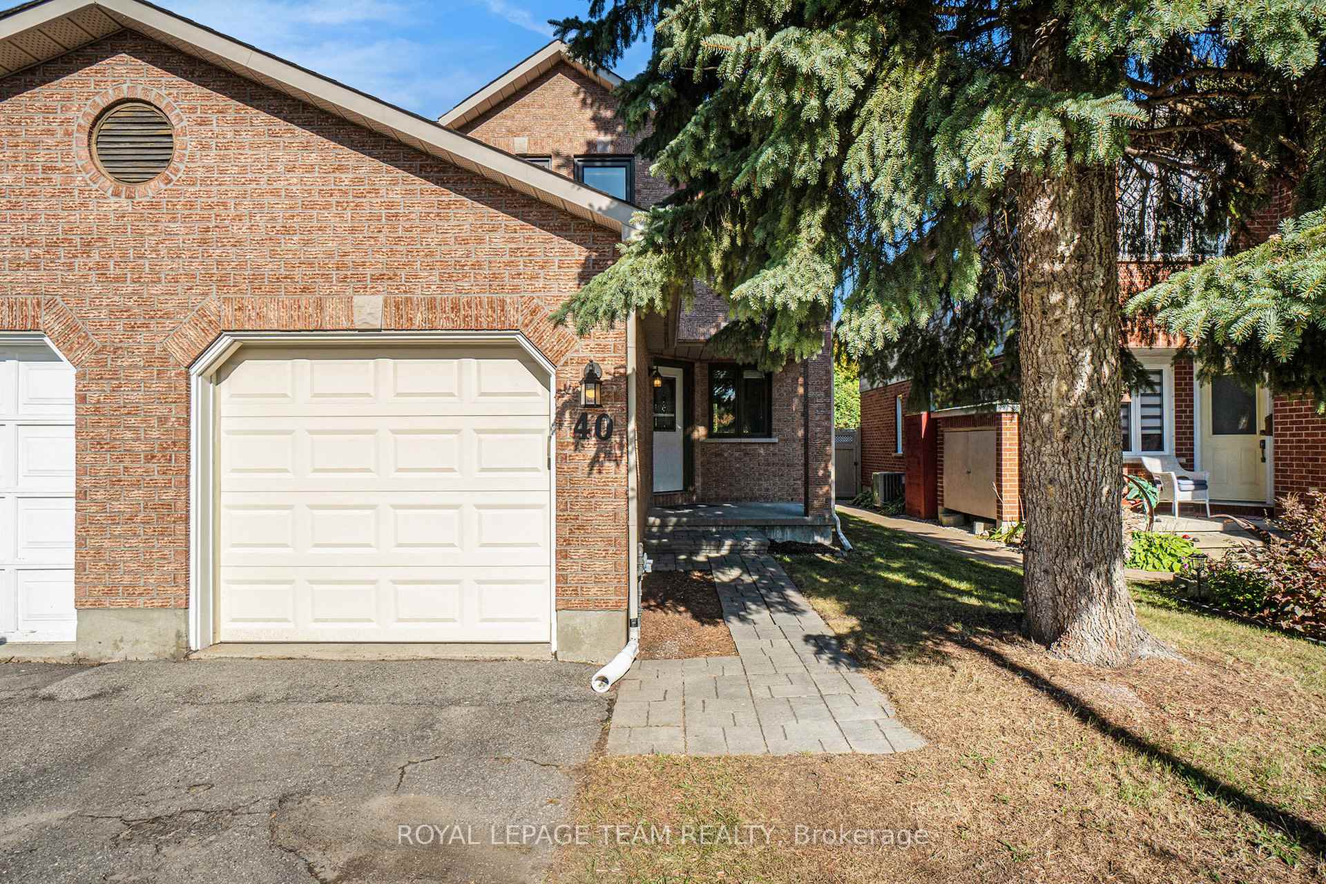 Photo 3 of 40 Southport Drive, Ottawa, Hunt Club Park/Greenboro — HOMEH