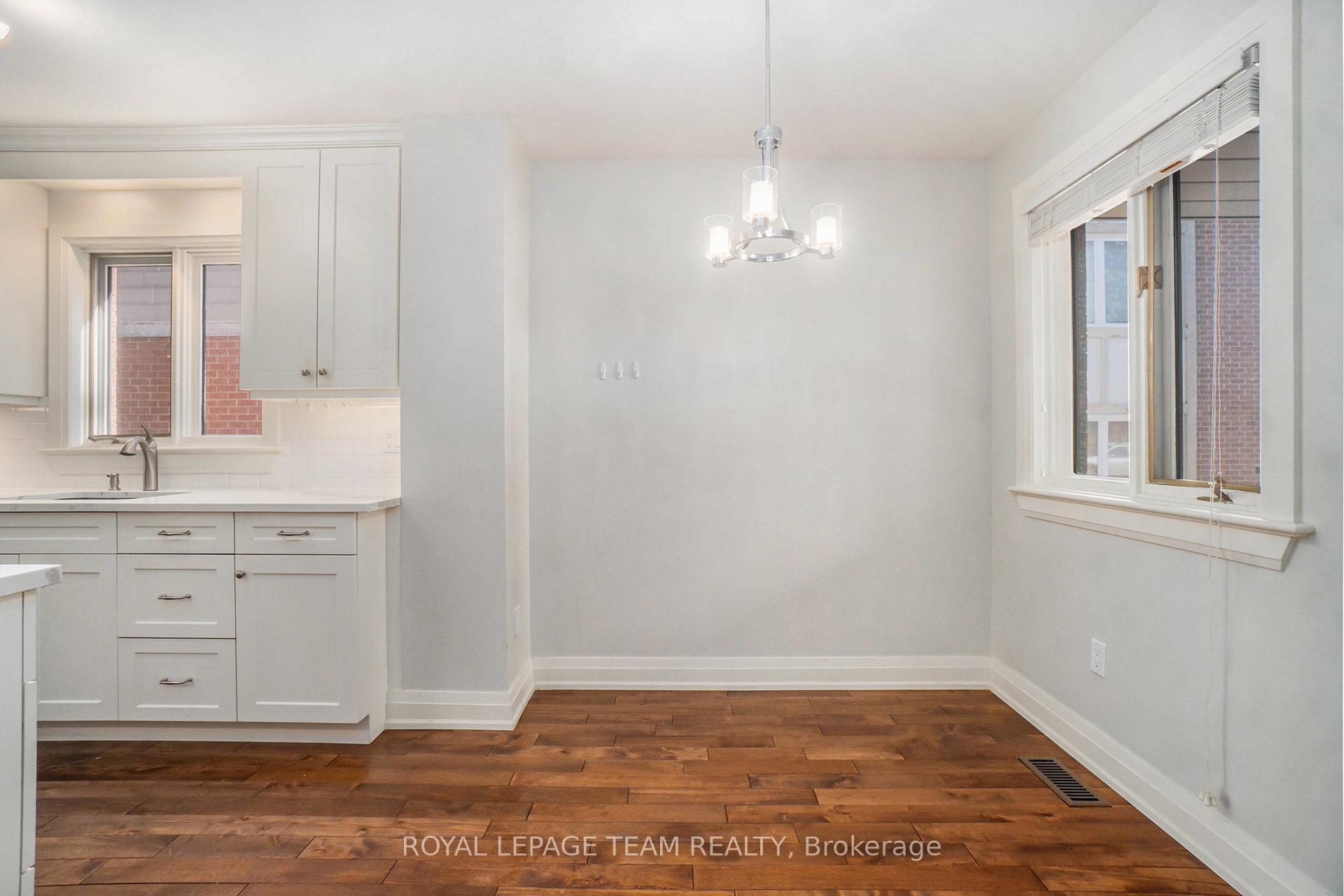 Photo 5 of 40 Southport Drive, Ottawa, Hunt Club Park/Greenboro — HOMEH