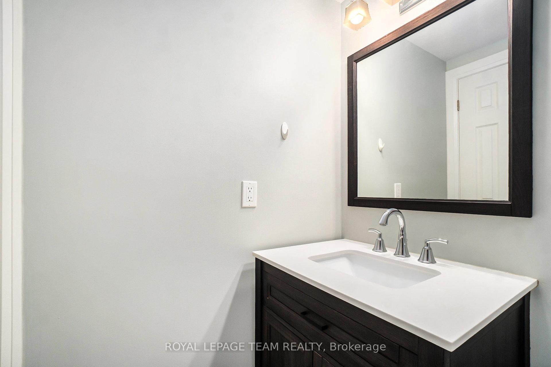 Photo 13 of 40 Southport Drive, Ottawa, Hunt Club Park/Greenboro — HOMEH