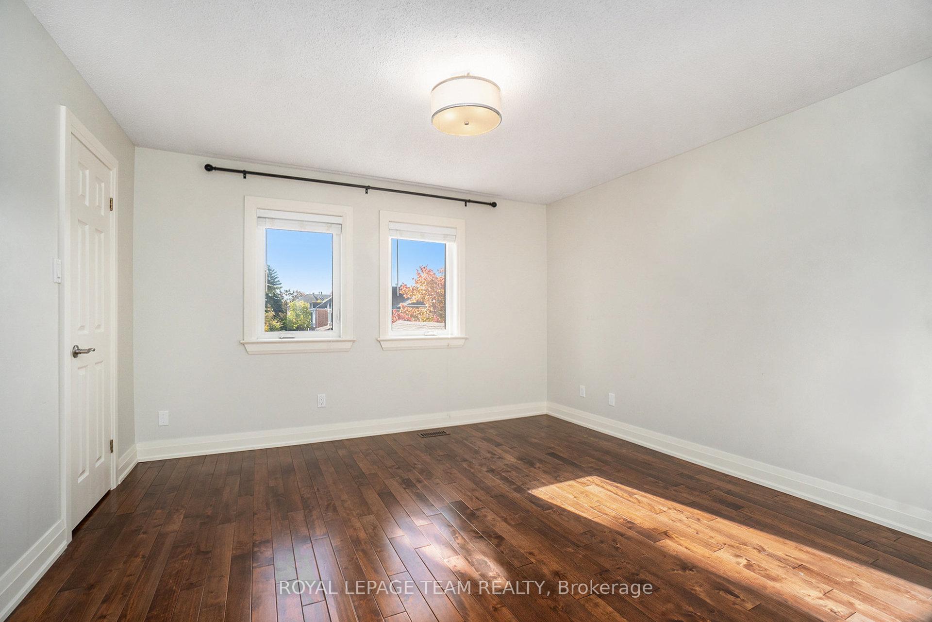 Photo 15 of 40 Southport Drive, Ottawa, Hunt Club Park/Greenboro — HOMEH