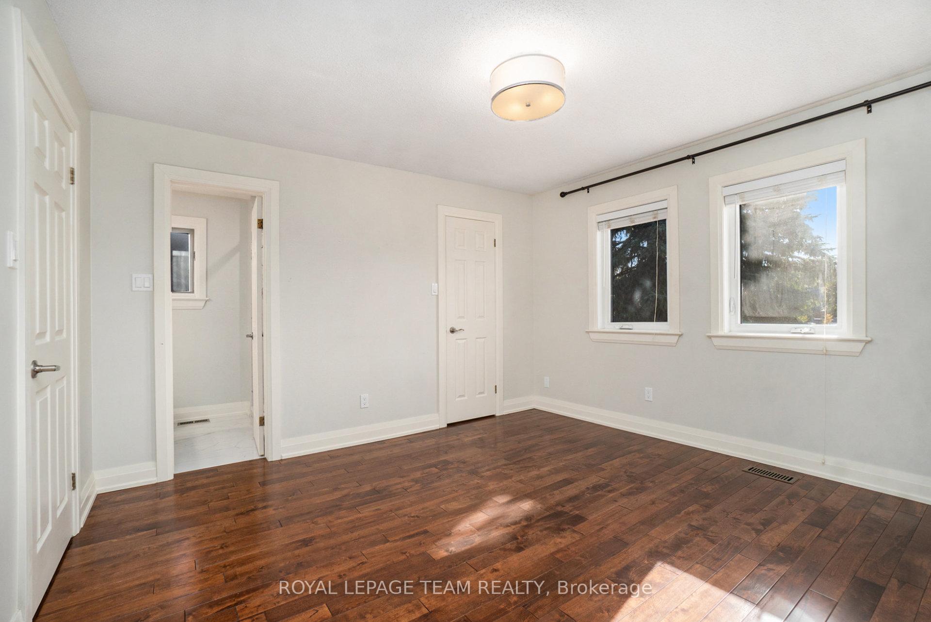 Photo 16 of 40 Southport Drive, Ottawa, Hunt Club Park/Greenboro — HOMEH