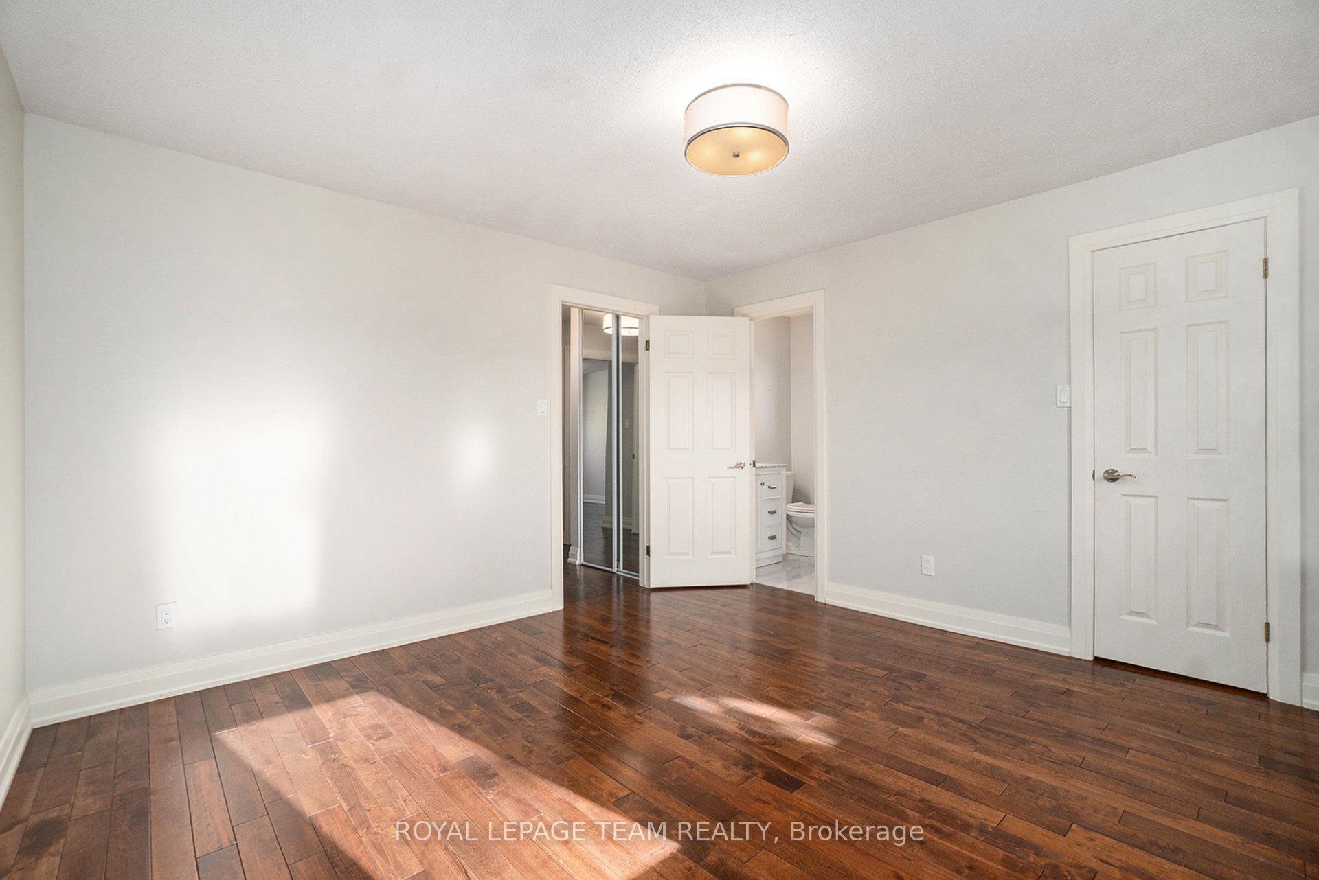 Photo 17 of 40 Southport Drive, Ottawa, Hunt Club Park/Greenboro — HOMEH