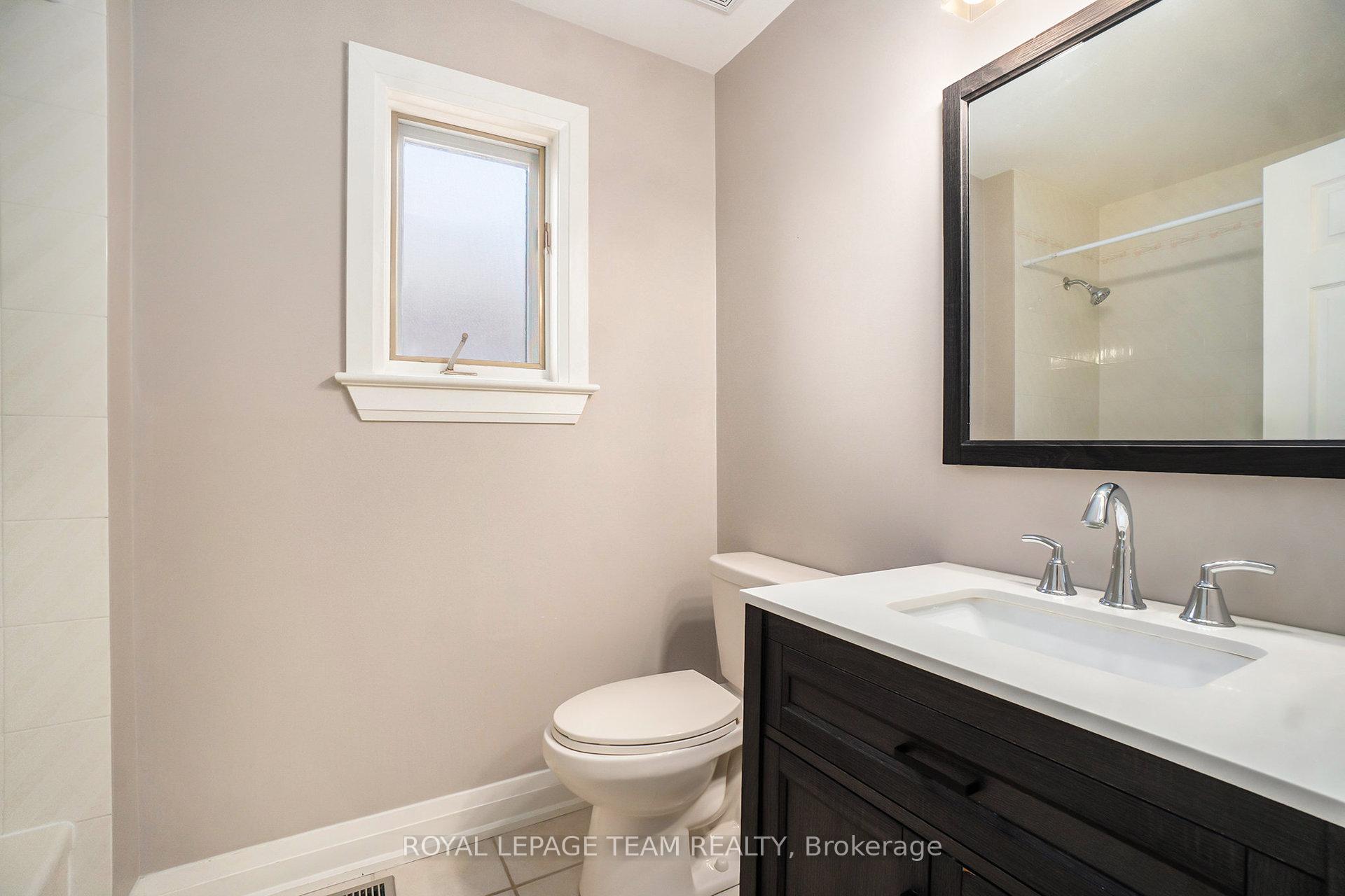 Photo 23 of 40 Southport Drive, Ottawa, Hunt Club Park/Greenboro — HOMEH