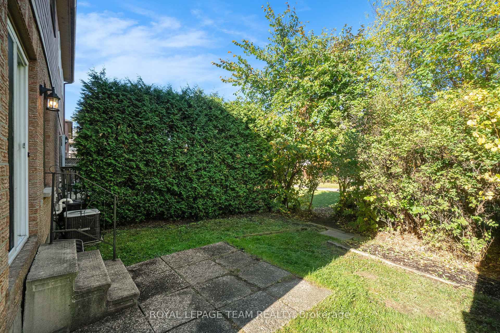 Photo 28 of 40 Southport Drive, Ottawa, Hunt Club Park/Greenboro — HOMEH
