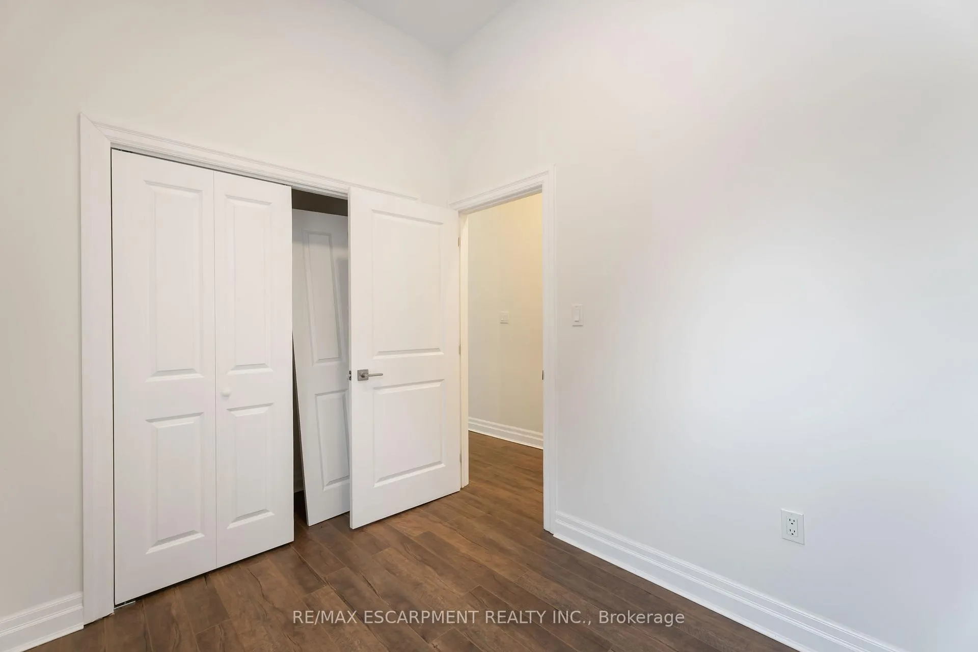 Photo 14 of 16 Murray Street W, Hamilton, Central — HOMEH