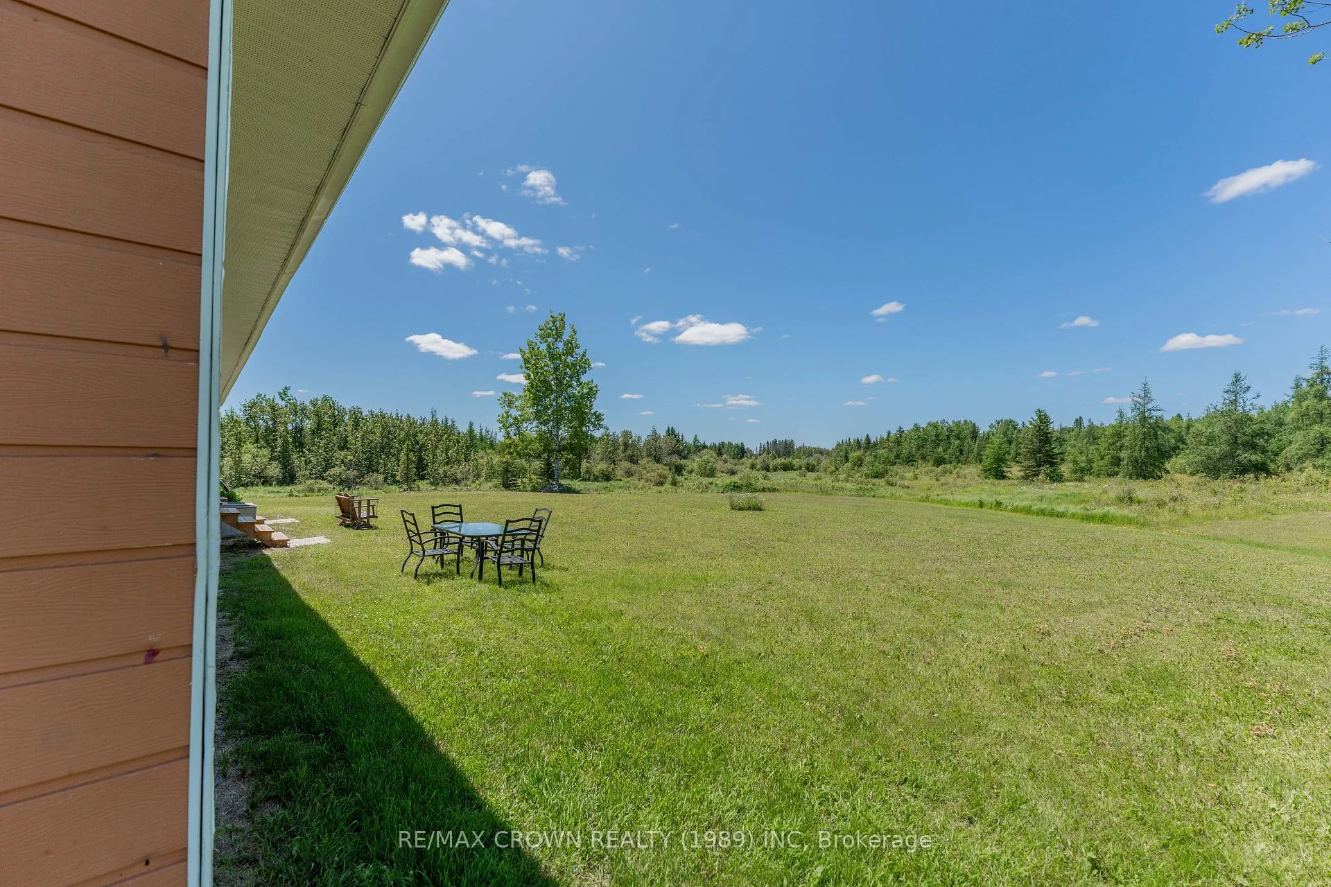 Photo 5 of Unit Moonbeam, 3 Nursery Road, Kapuskasing — HOMEH