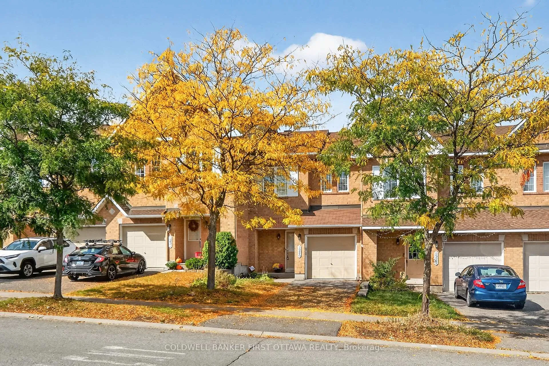 Photo 3 of 1249 Klondike Road, Ottawa, Kanata - Morgan's Grant/South March — HOMEH