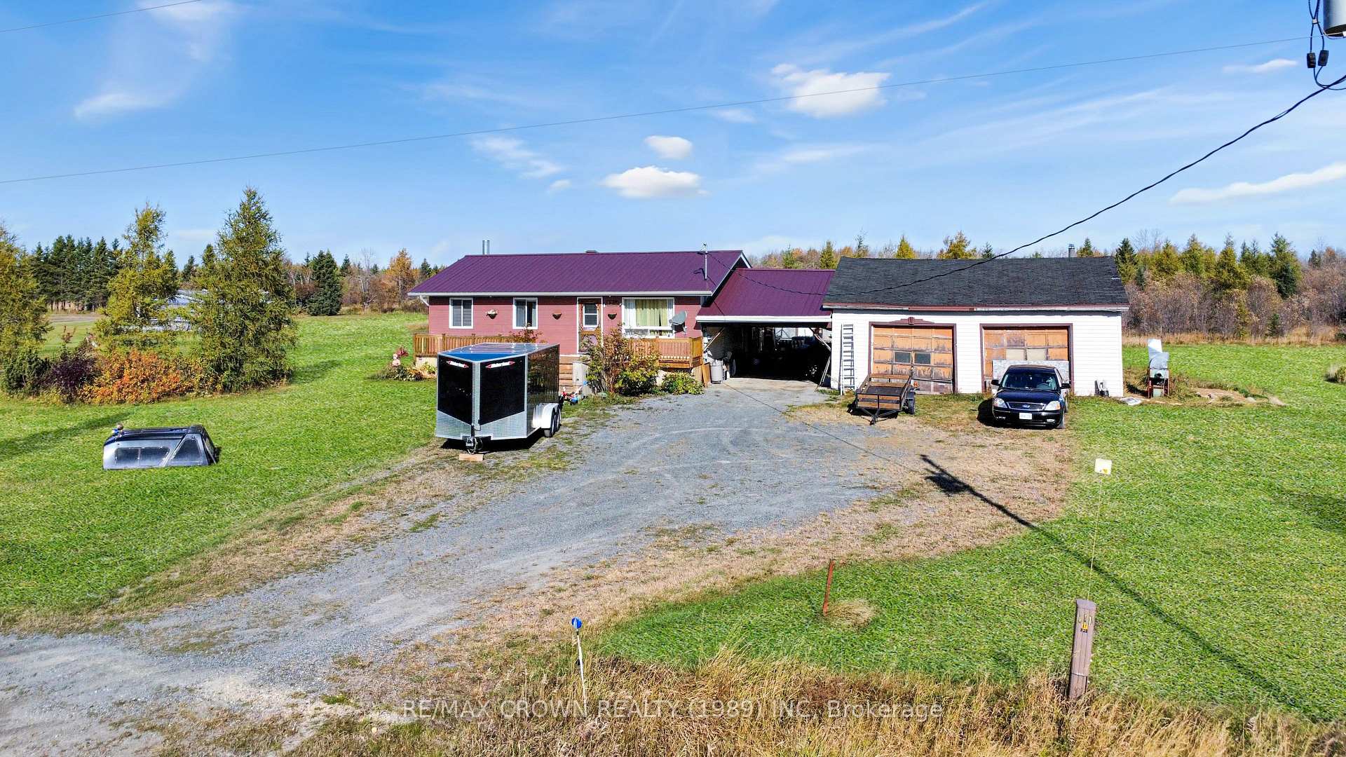 Photo 5 of 122 Maxime Brisson Road, Mattice-Val Cote — HOMEH