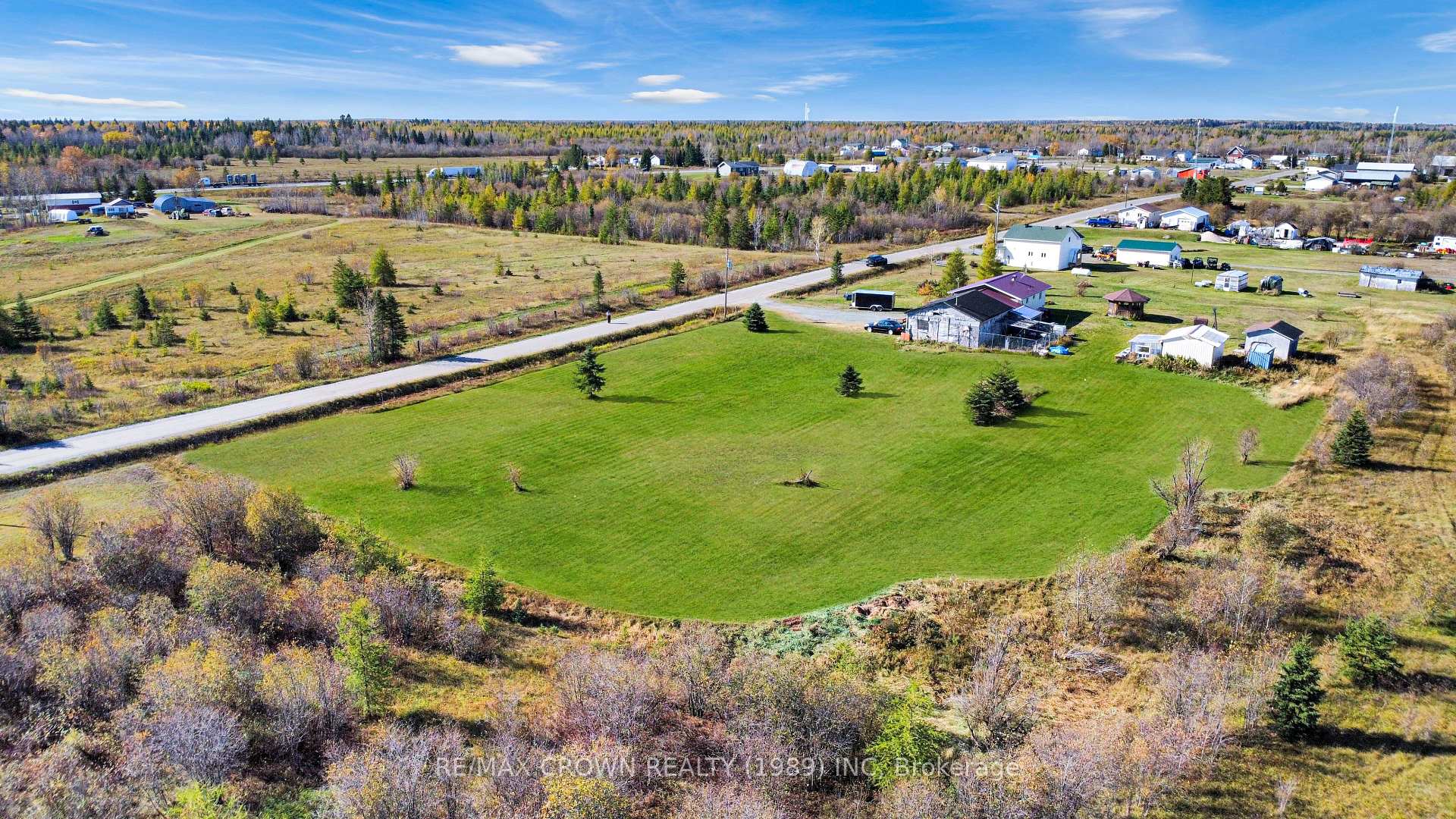 Photo 10 of 122 Maxime Brisson Road, Mattice-Val Cote — HOMEH
