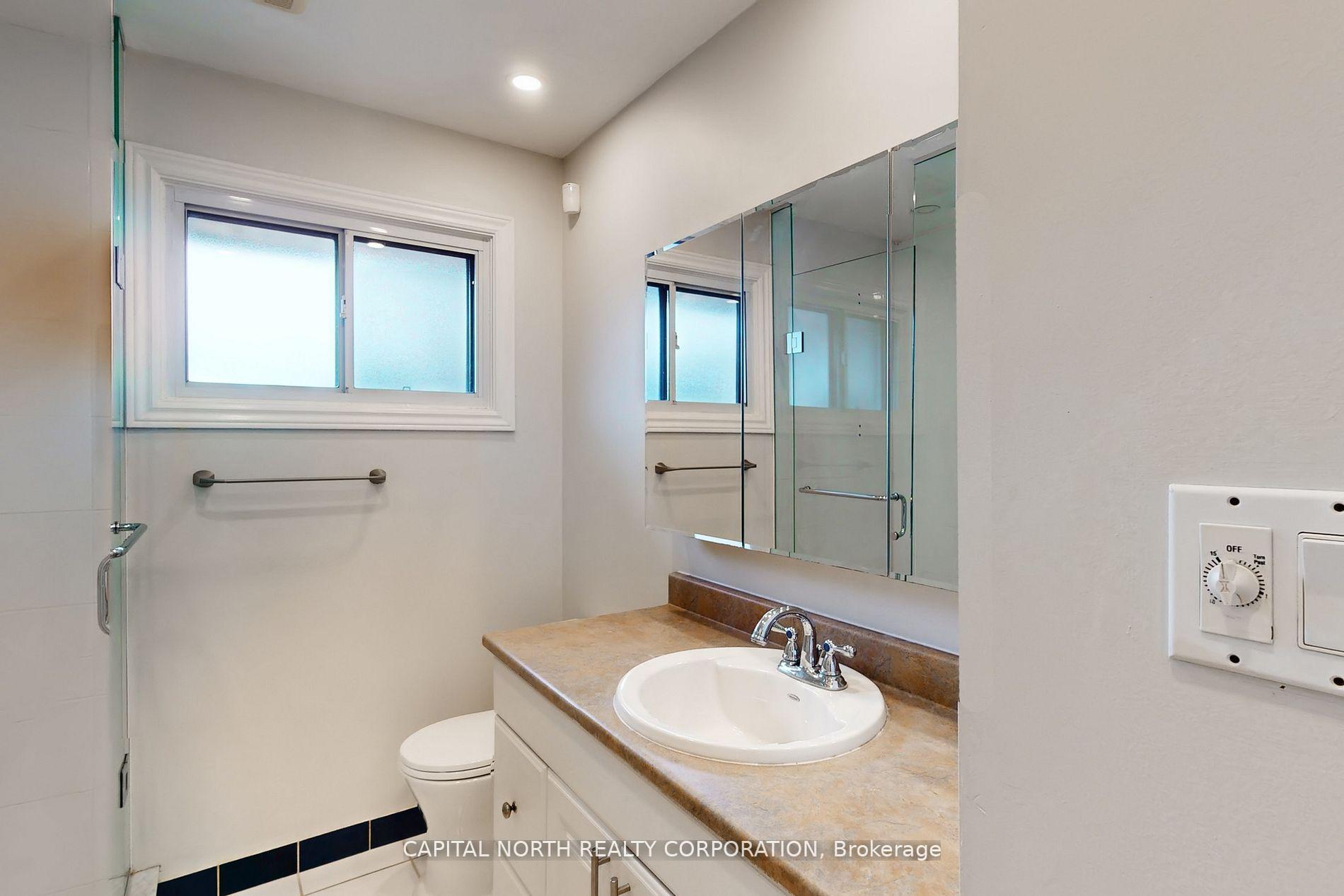 Photo 17 of 106 Clearview Heights, King, King City — HOMEH