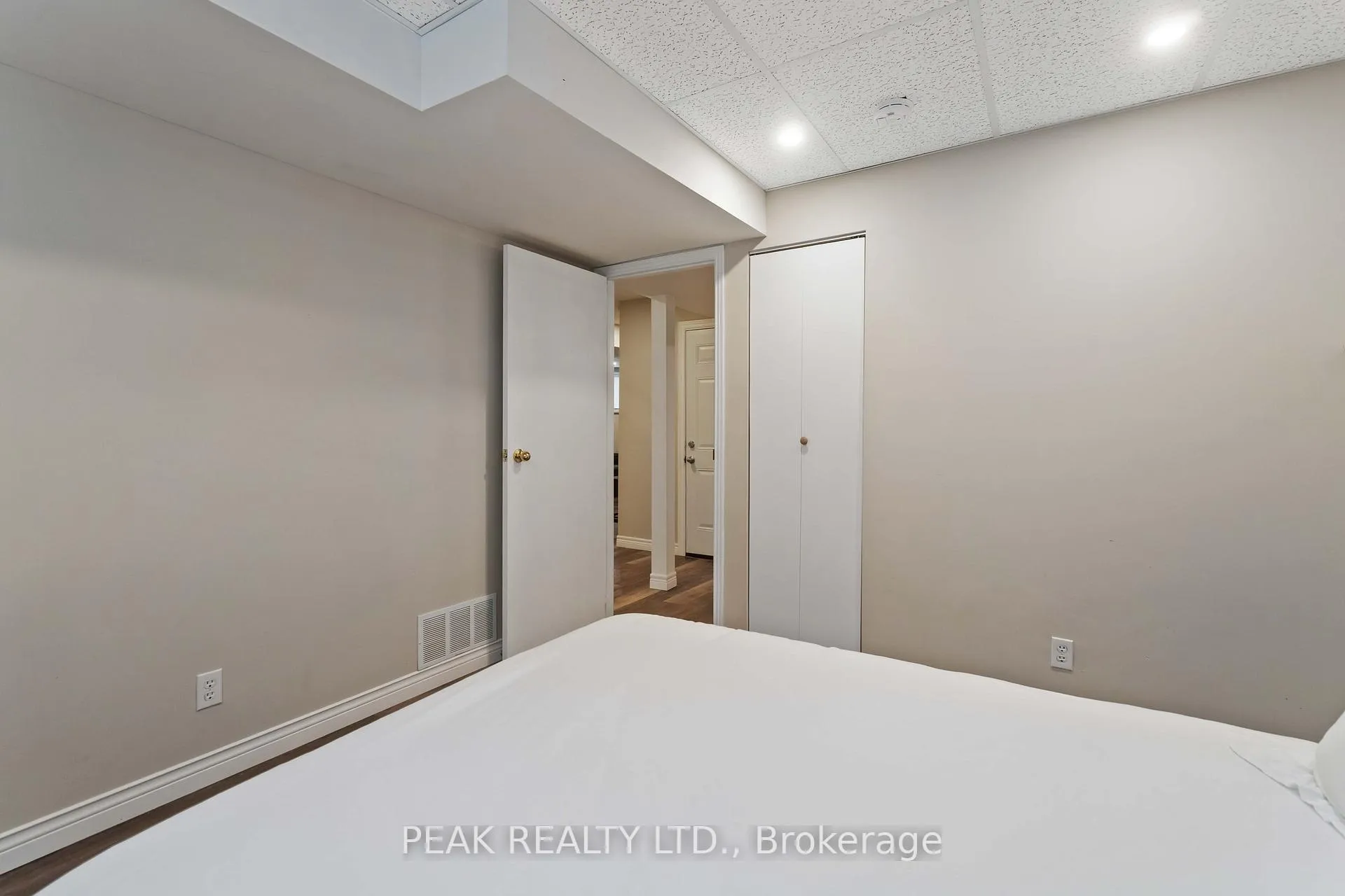 Photo 13 of Unit LOWER, 4319 Arejay Avenue, Lincoln, Beamsville — HOMEH