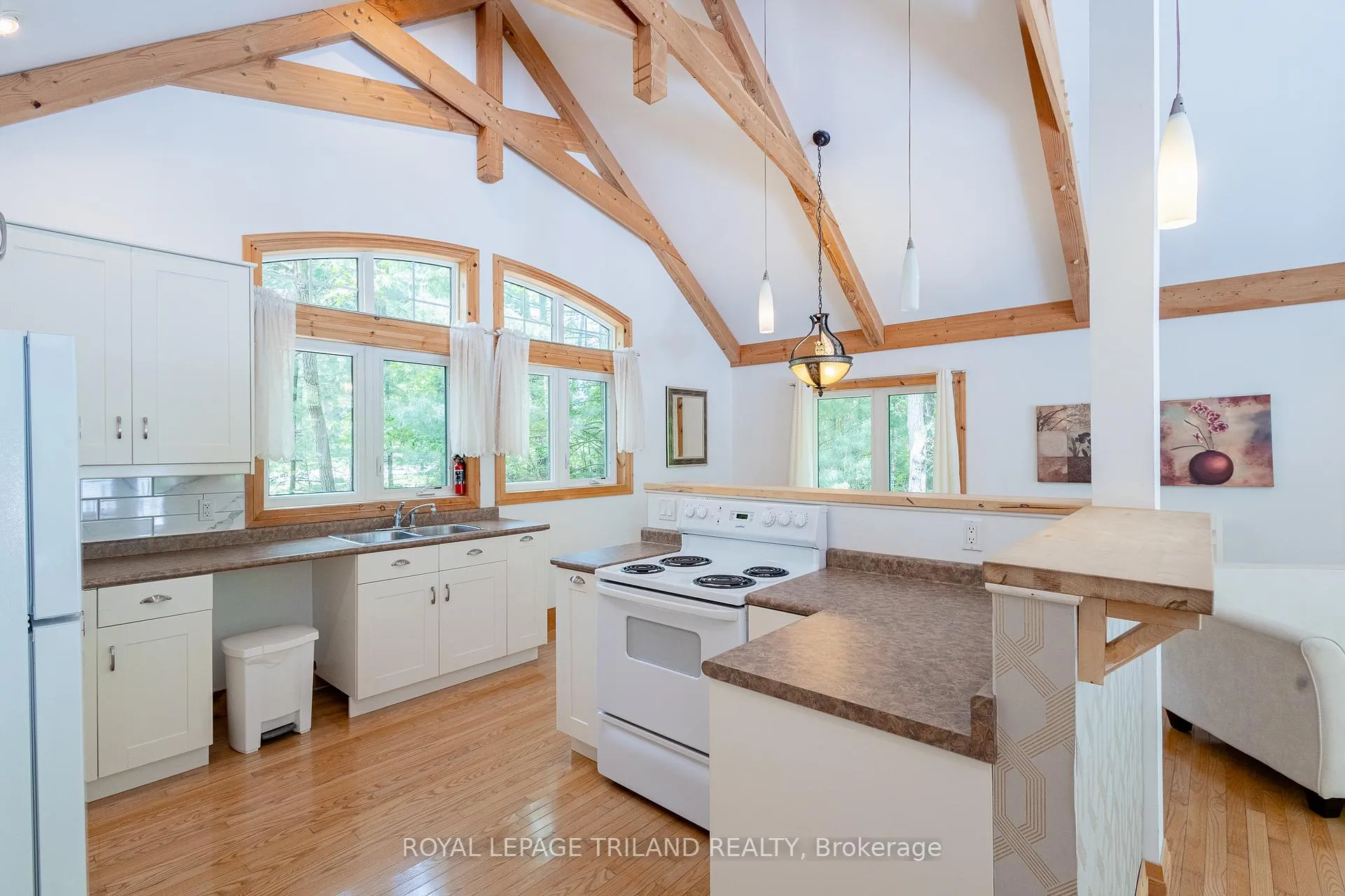 Photo 20 of 10059 Jennison Crescent, Lambton Shores, Grand Bend — HOMEH