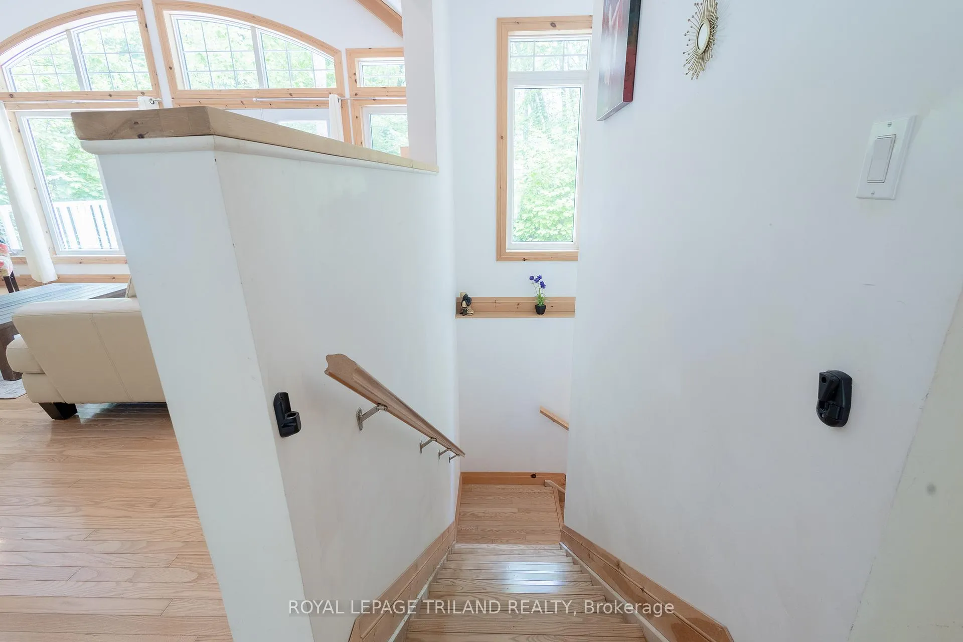Photo 33 of 10059 Jennison Crescent, Lambton Shores, Grand Bend — HOMEH