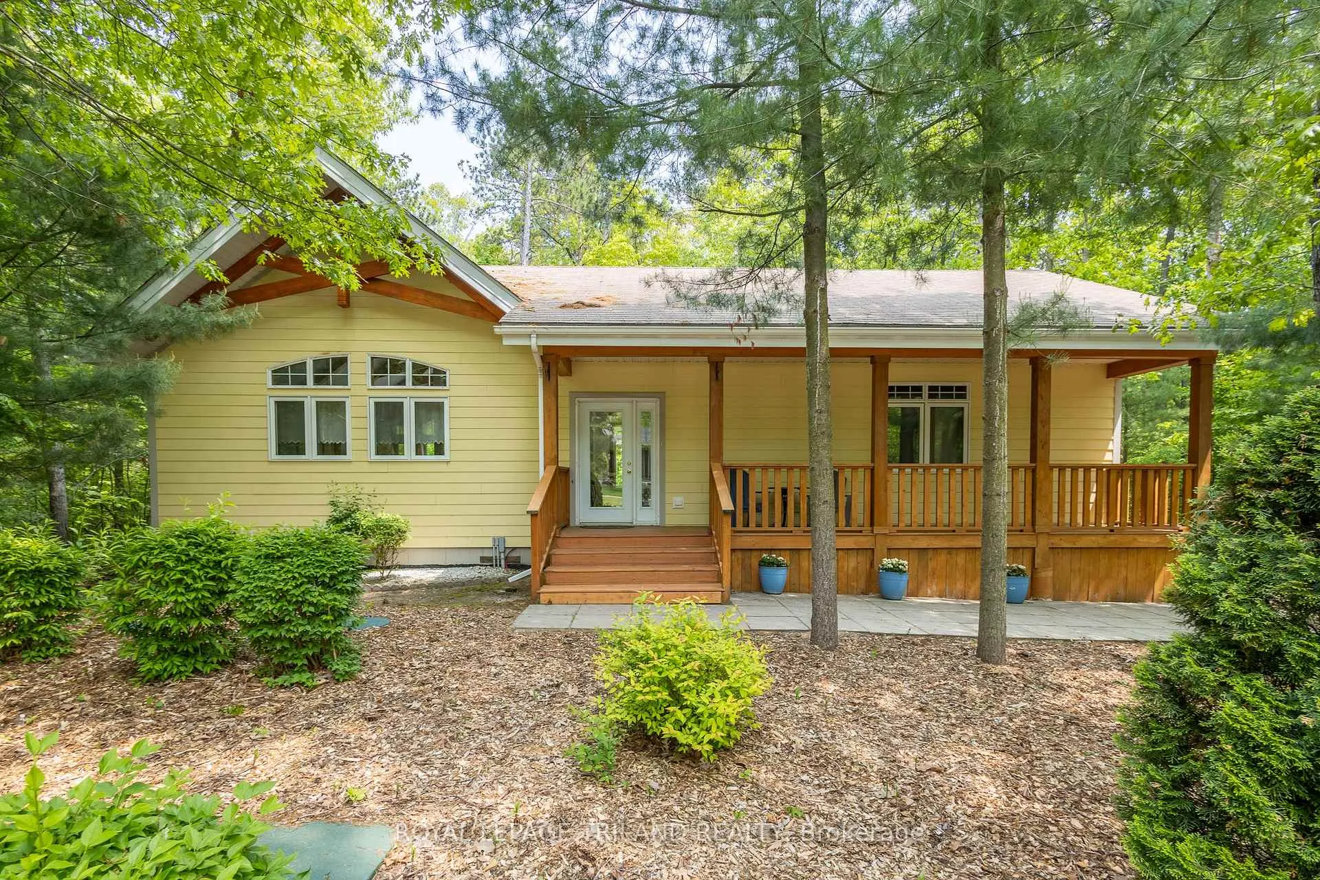 Photo 37 of 10059 Jennison Crescent, Lambton Shores, Grand Bend — HOMEH