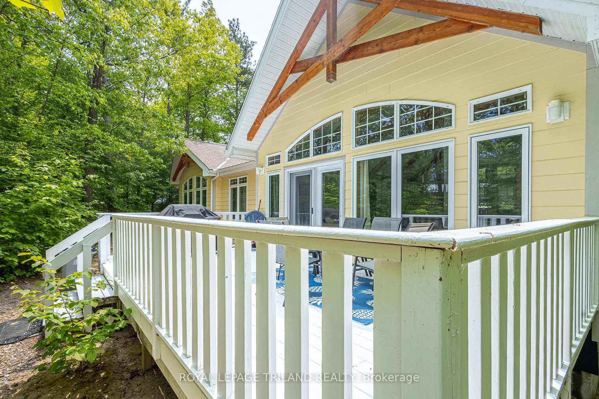 Photo 40 of 10059 Jennison Crescent, Lambton Shores, Grand Bend — HOMEH