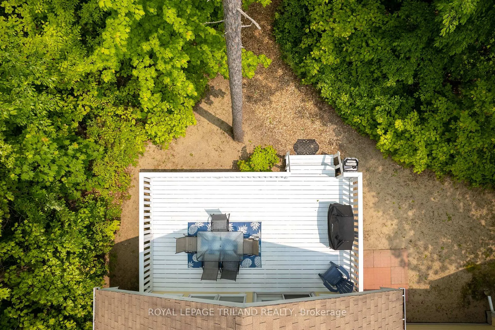 Photo 42 of 10059 Jennison Crescent, Lambton Shores, Grand Bend — HOMEH