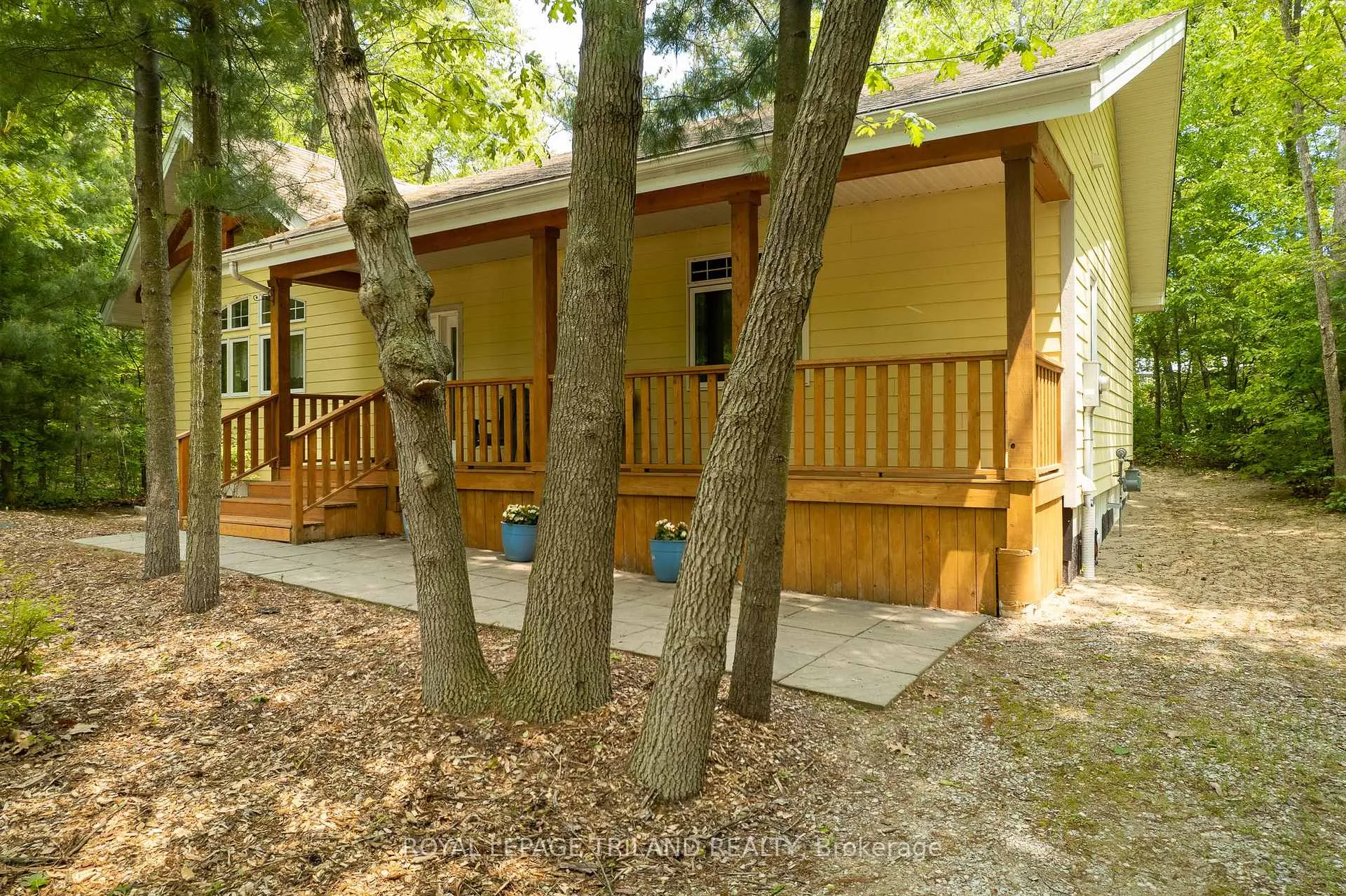 Photo 48 of 10059 Jennison Crescent, Lambton Shores, Grand Bend — HOMEH