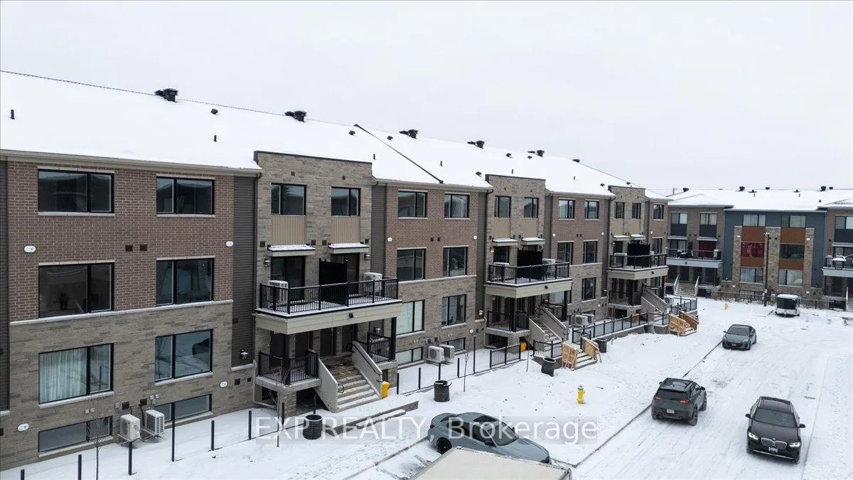 Photo 2 of 1255 Creekway Private, Ottawa, Kanata - Kanata Lakes/Heritage Hills — HOMEH