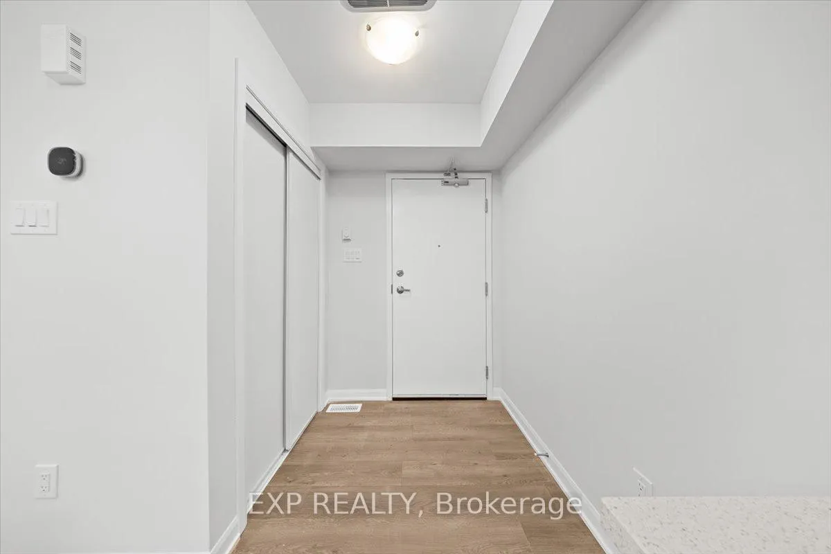 Photo 3 of 1255 Creekway Private, Ottawa, Kanata - Kanata Lakes/Heritage Hills — HOMEH