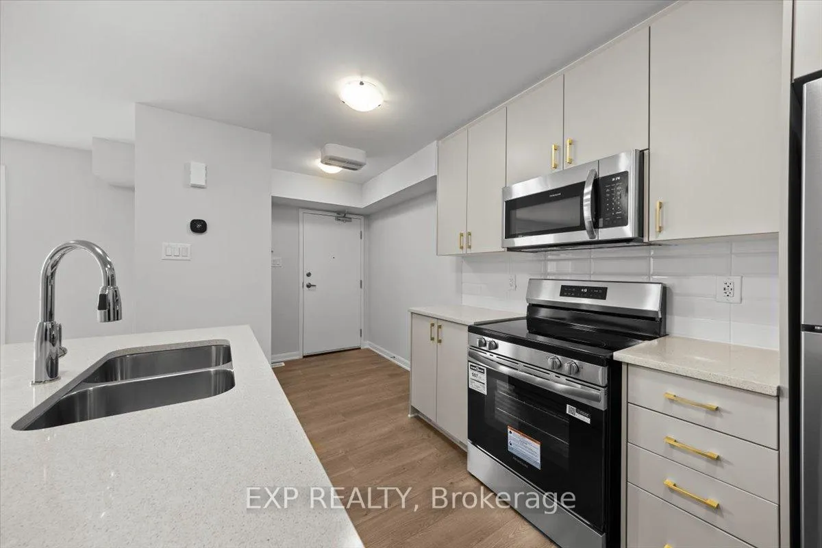 Photo 8 of 1255 Creekway Private, Ottawa, Kanata - Kanata Lakes/Heritage Hills — HOMEH