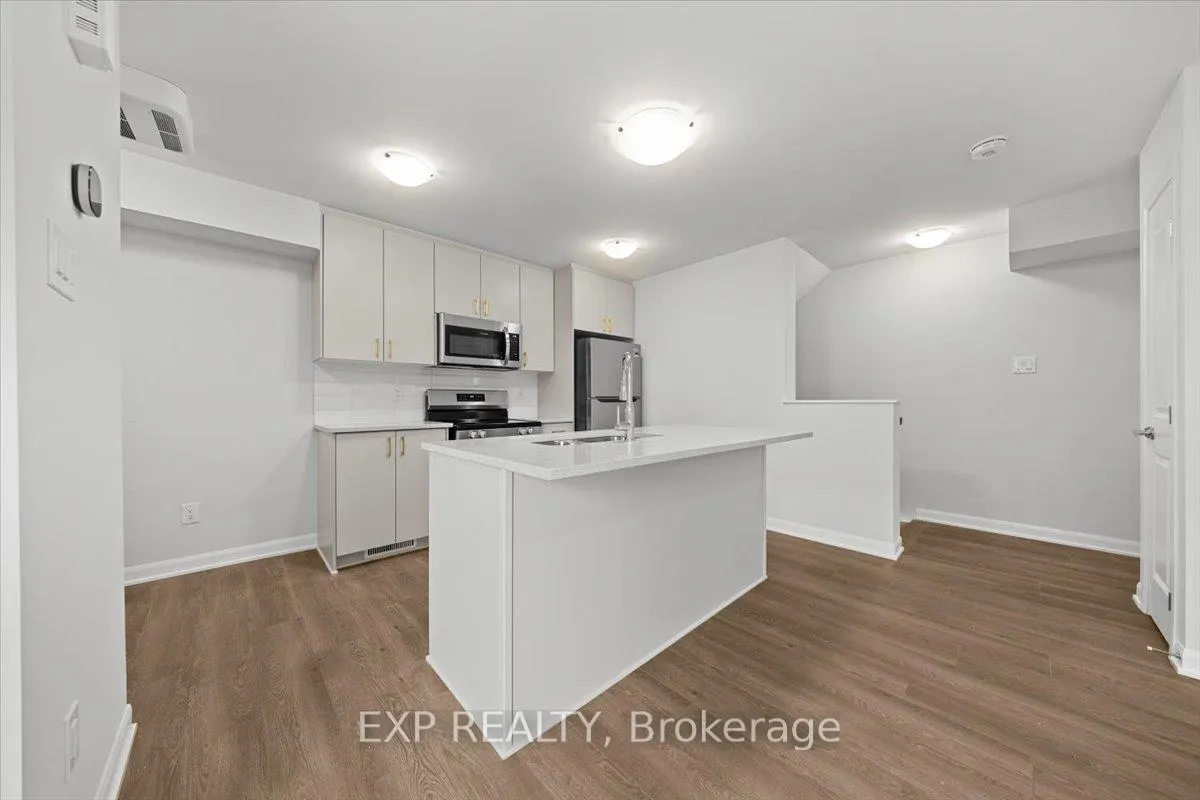Photo 11 of 1255 Creekway Private, Ottawa, Kanata - Kanata Lakes/Heritage Hills — HOMEH